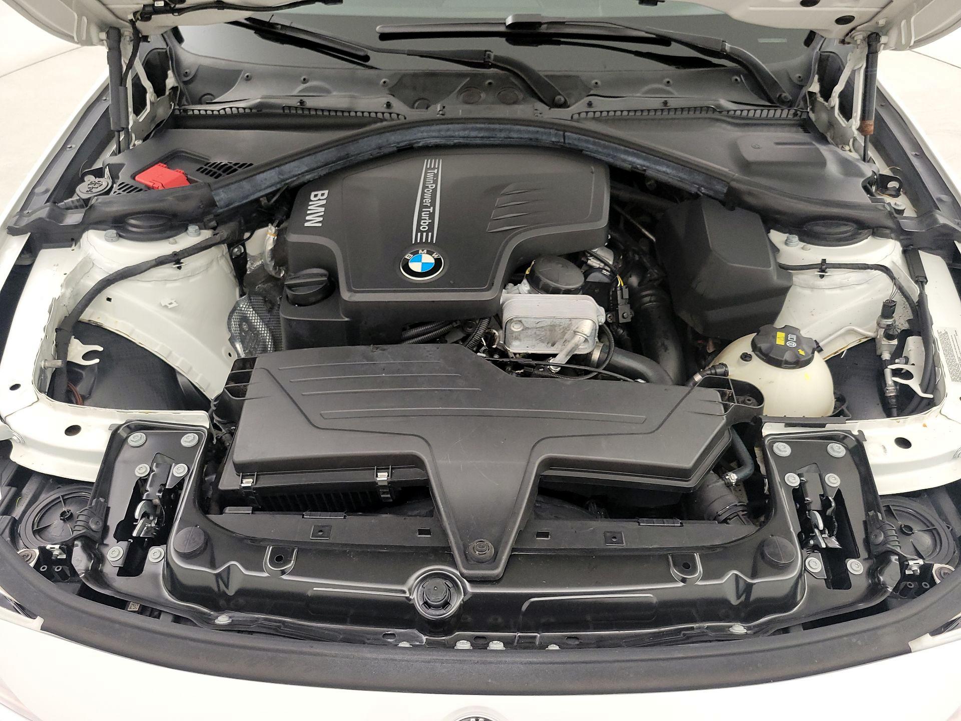 Thumbnail: 2015 BMW 3 Series - 20