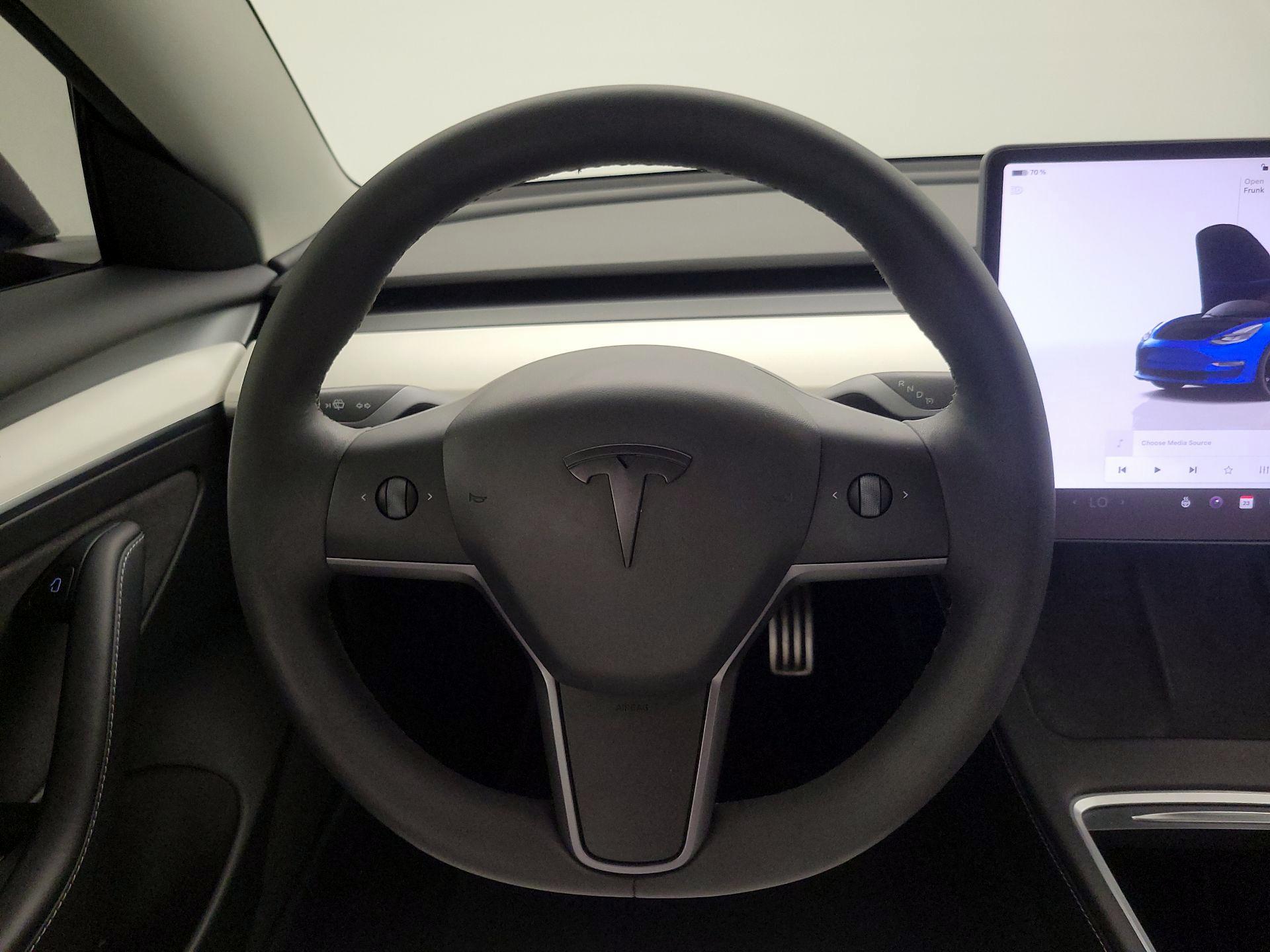 Thumbnail: 2022 Tesla Model 3 - 10