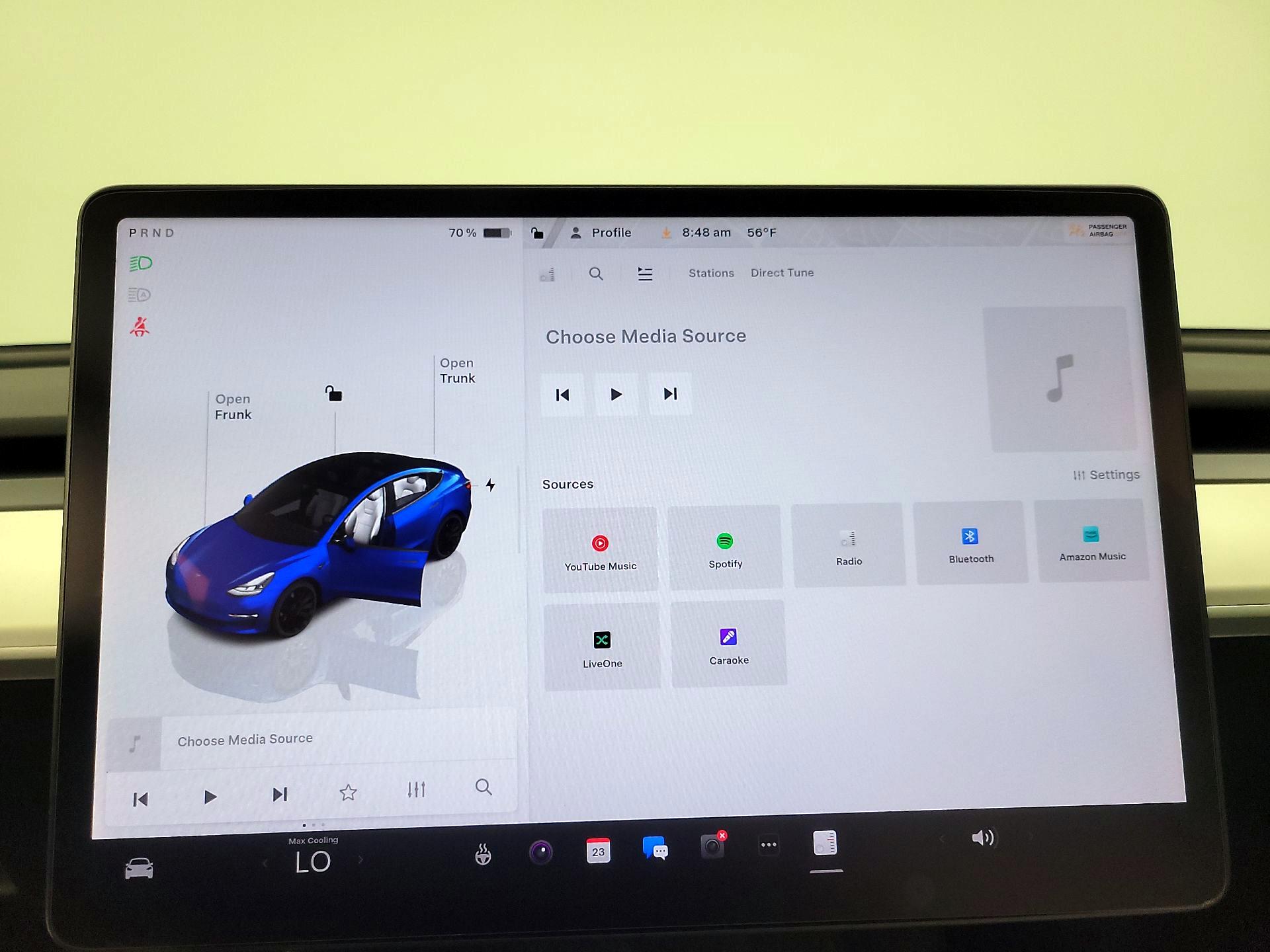 Thumbnail: 2022 Tesla Model 3 - 15