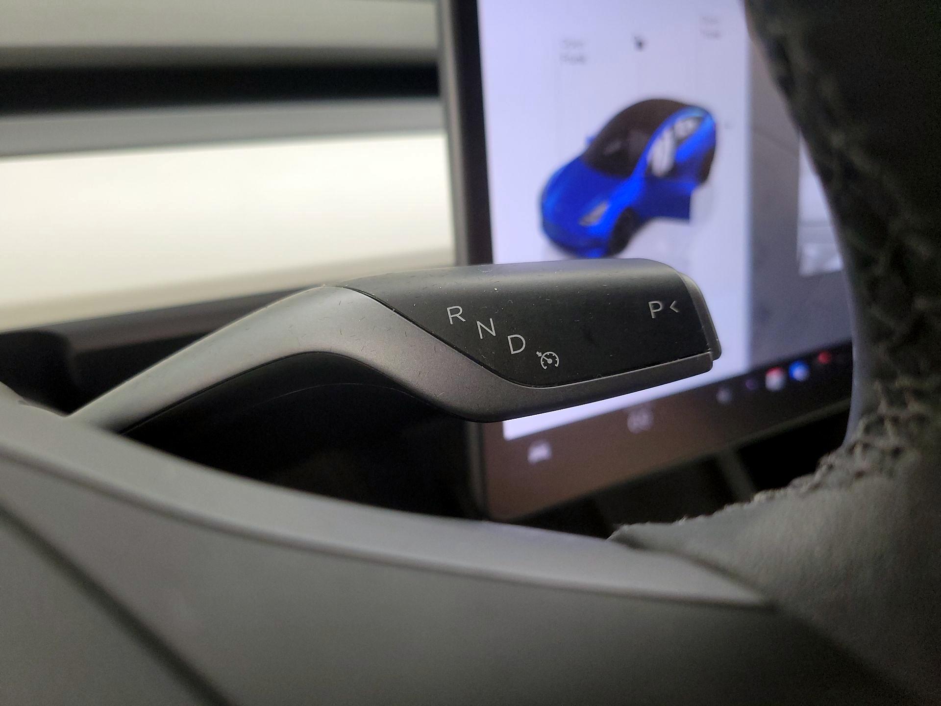 Thumbnail: 2022 Tesla Model 3 - 17