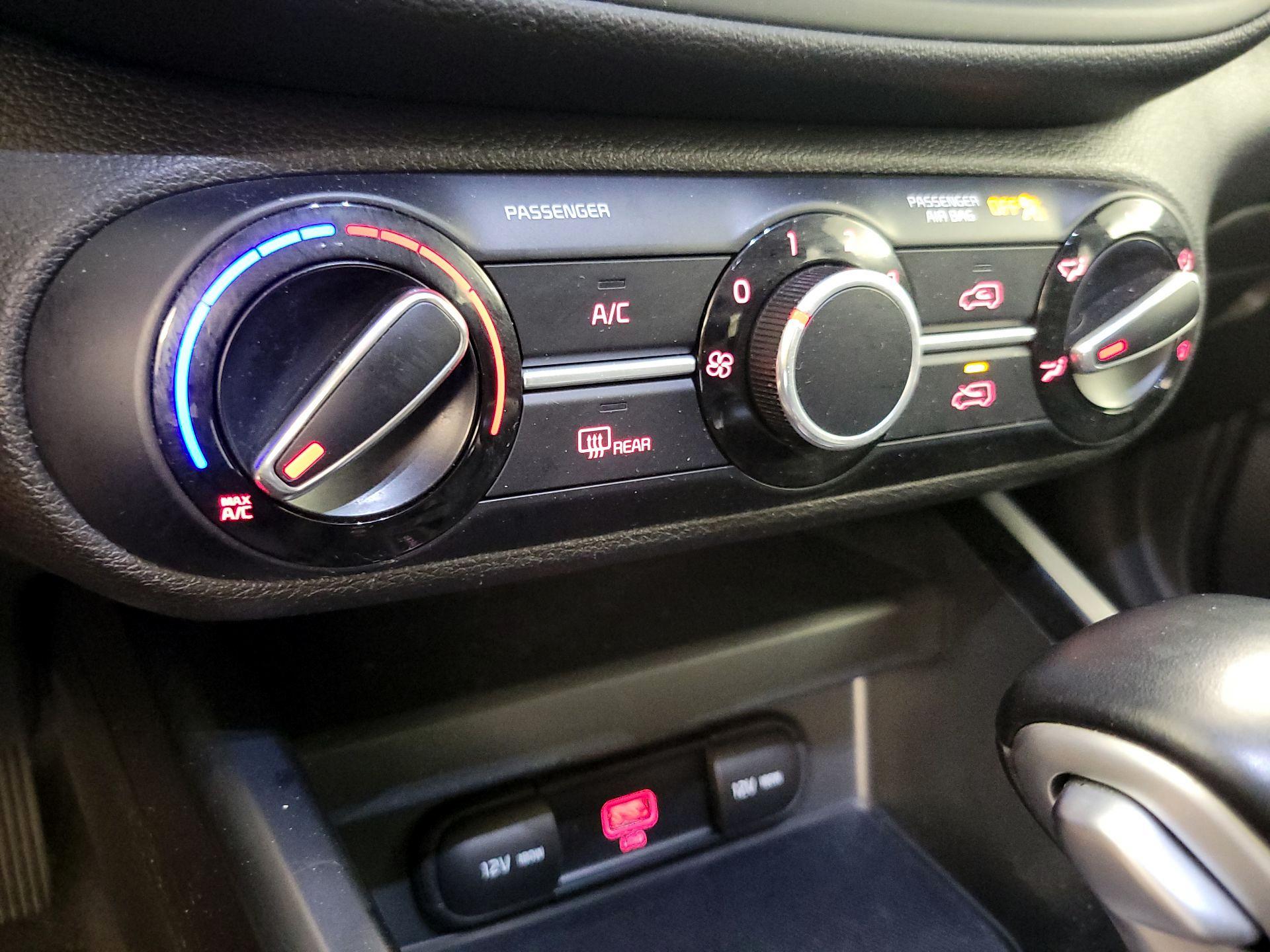 Thumbnail: 2021 Kia Soul - 16