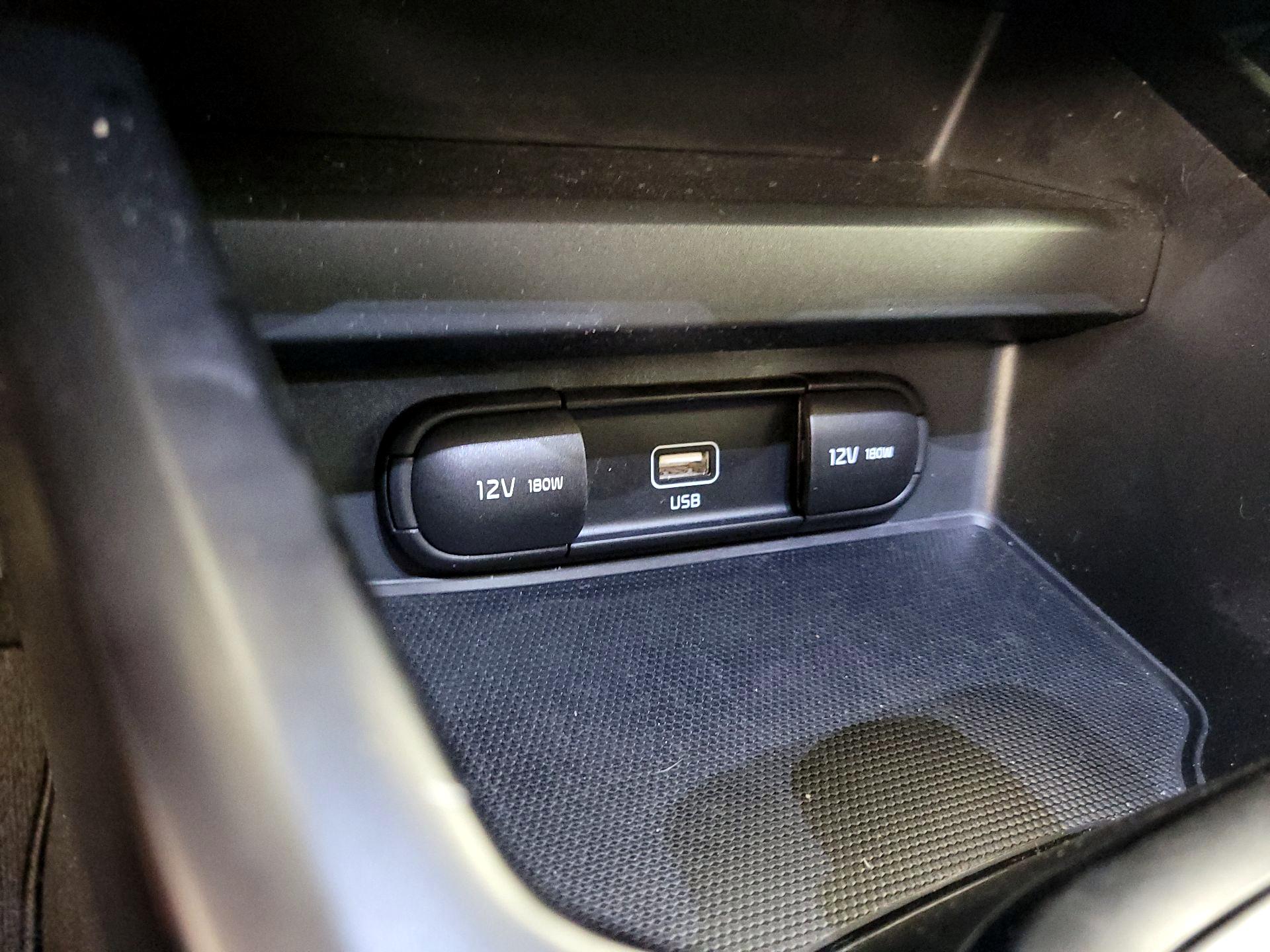 Thumbnail: 2021 Kia Soul - 18