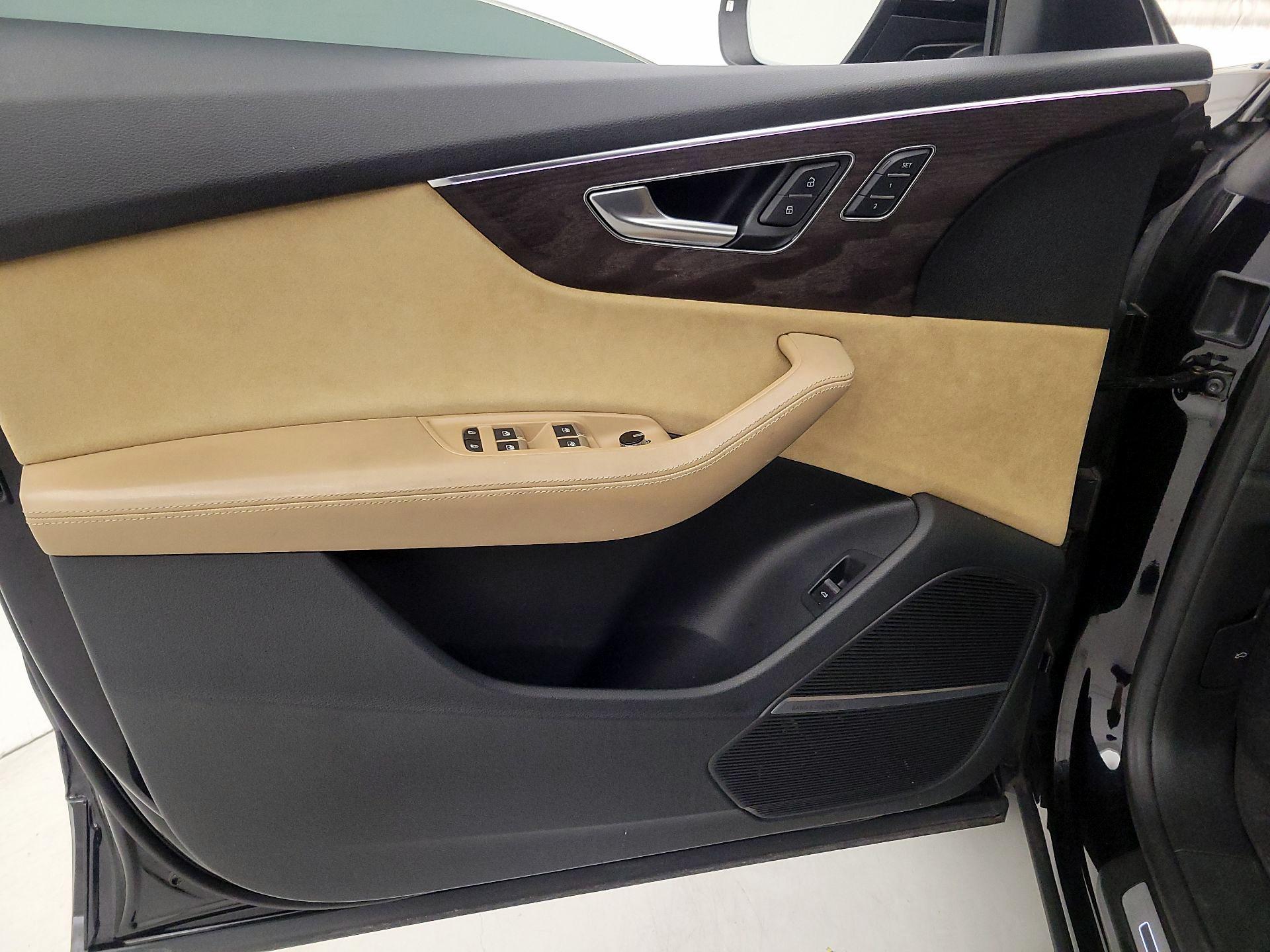 Thumbnail: 2019 Audi Q8 - 12