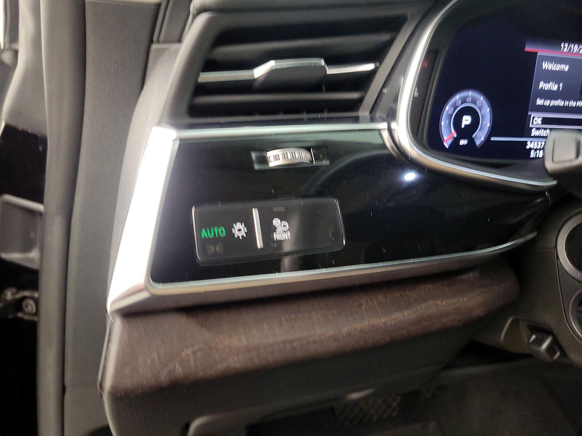 Thumbnail: 2019 Audi Q8 - 13