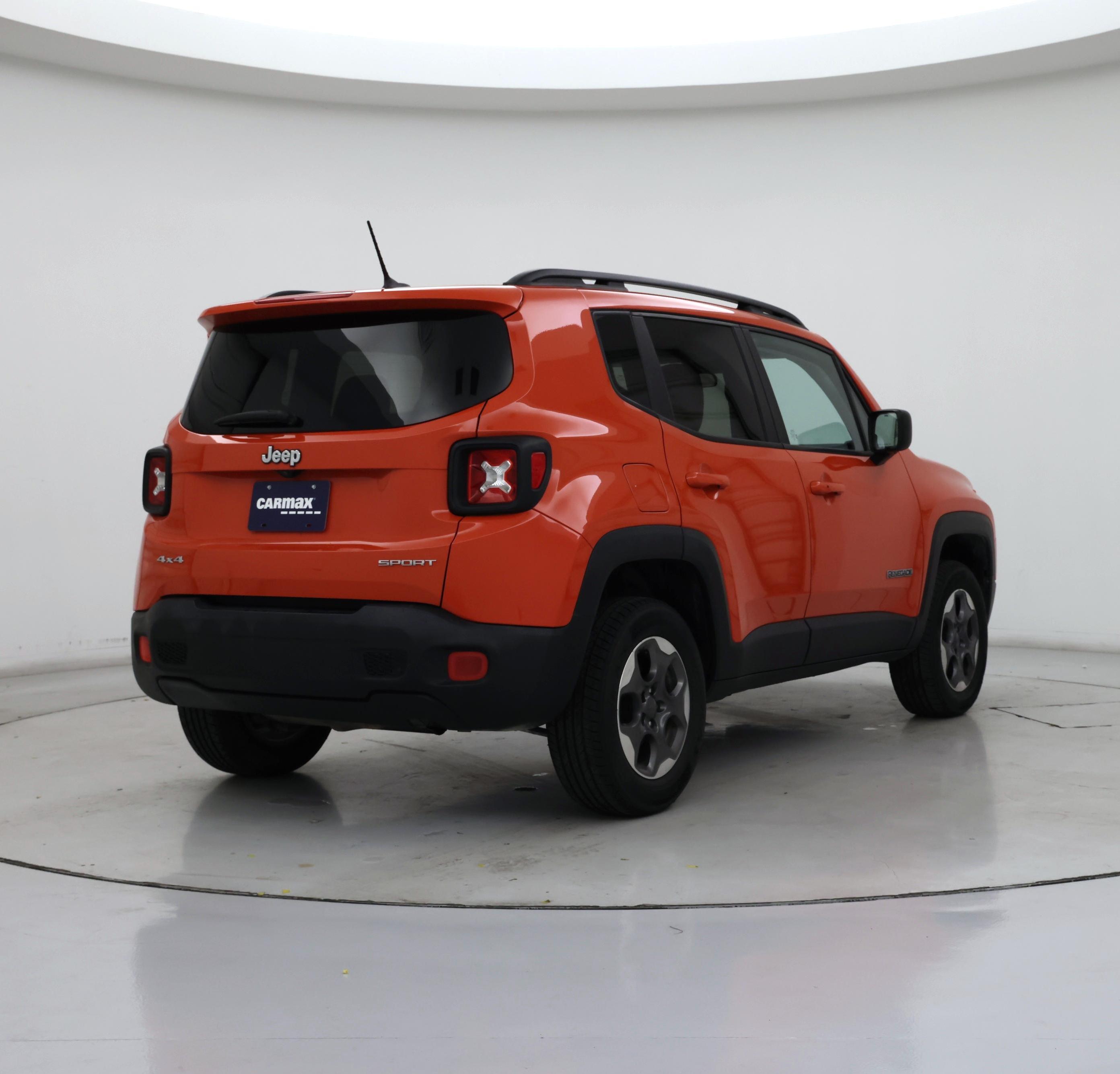 Thumbnail: 2017 Jeep Renegade - 8