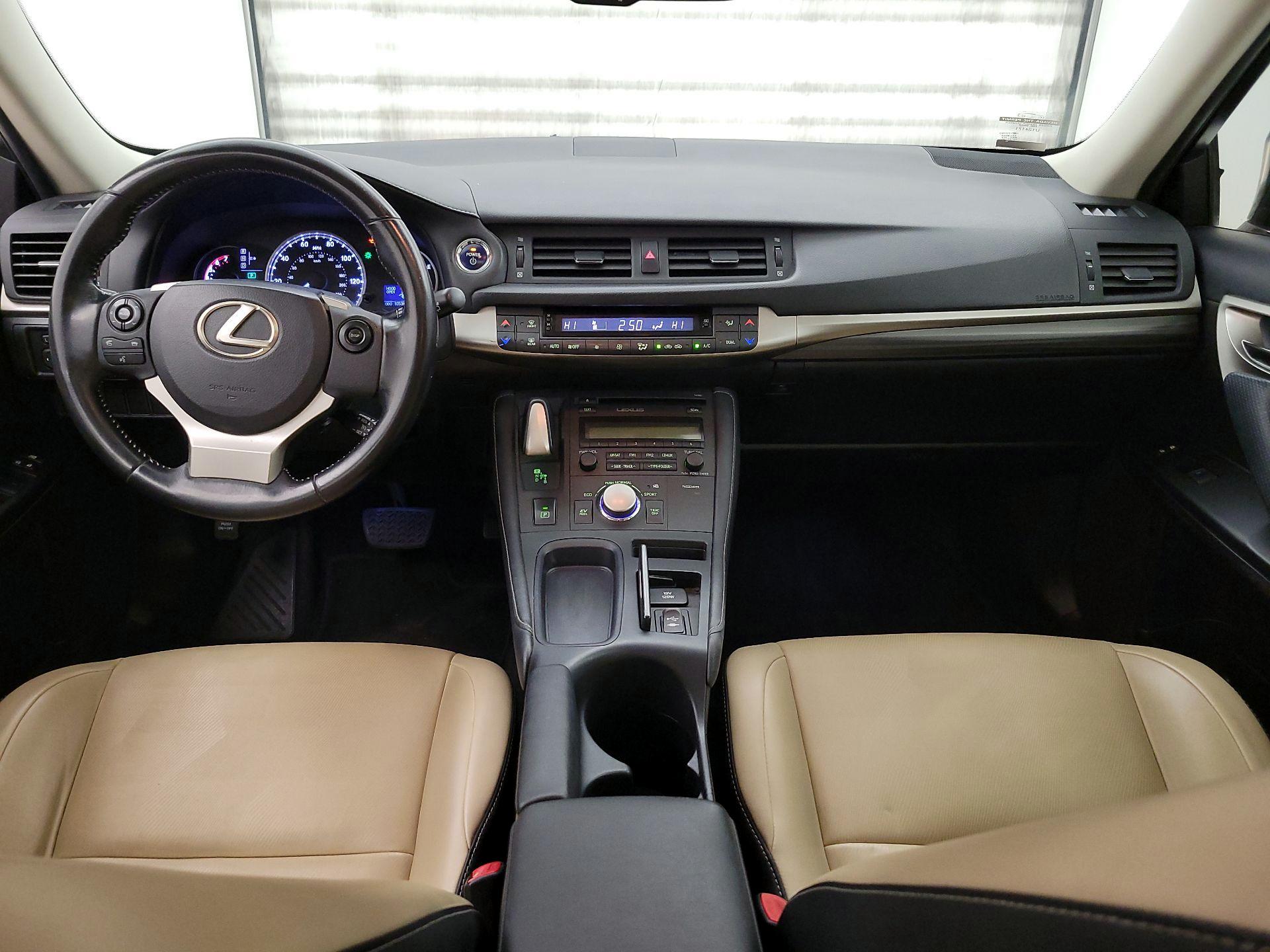 Thumbnail: 2015 Lexus CT - 9