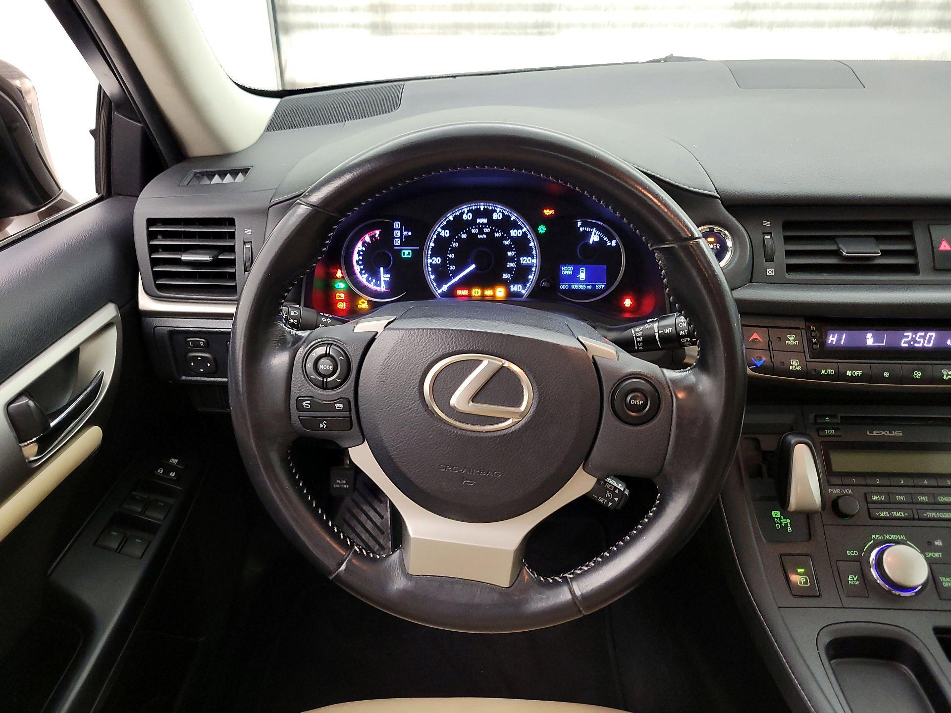 Thumbnail: 2015 Lexus CT - 10