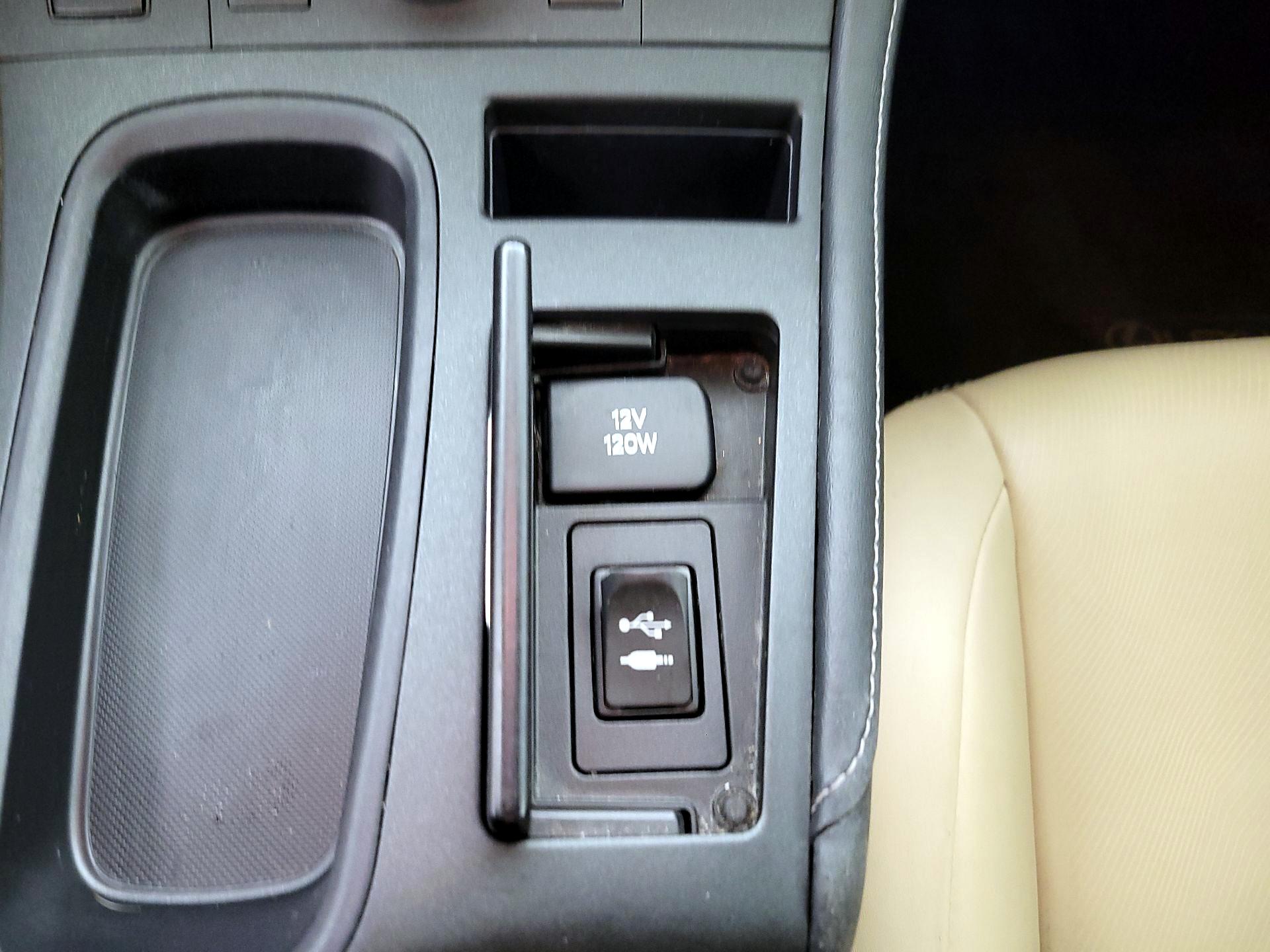 Thumbnail: 2015 Lexus CT - 17