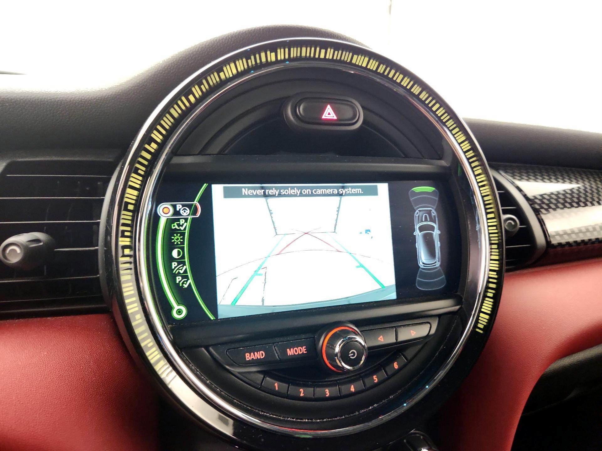 Thumbnail: 2018 MINI Cooper Hardtop - 14