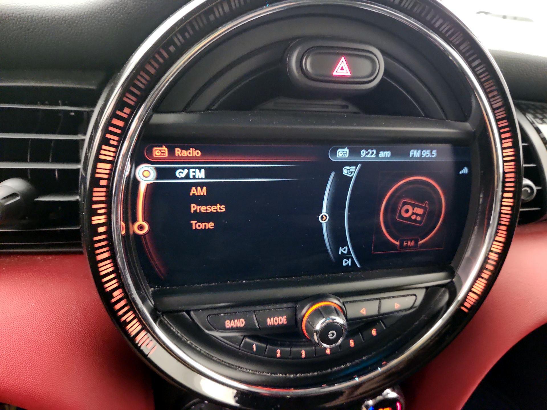 Thumbnail: 2018 MINI Cooper Hardtop - 15