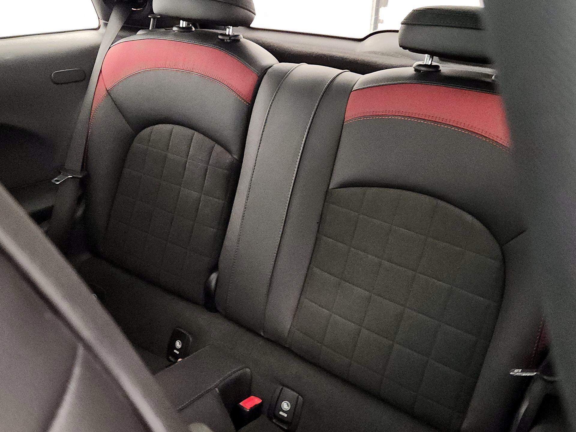 Thumbnail: 2018 MINI Cooper Hardtop - 19