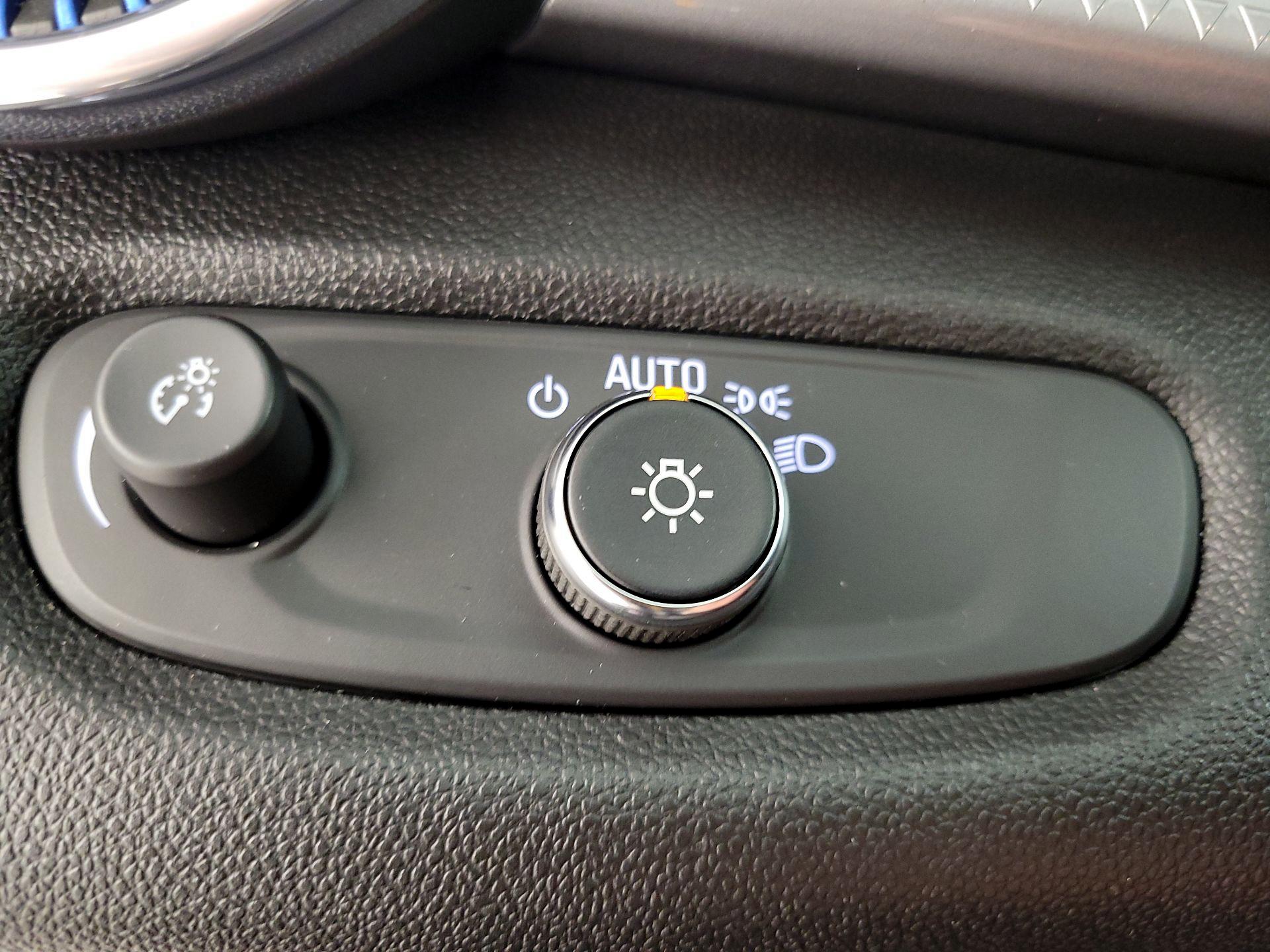 Thumbnail: 2024 Chevrolet Trax - 13