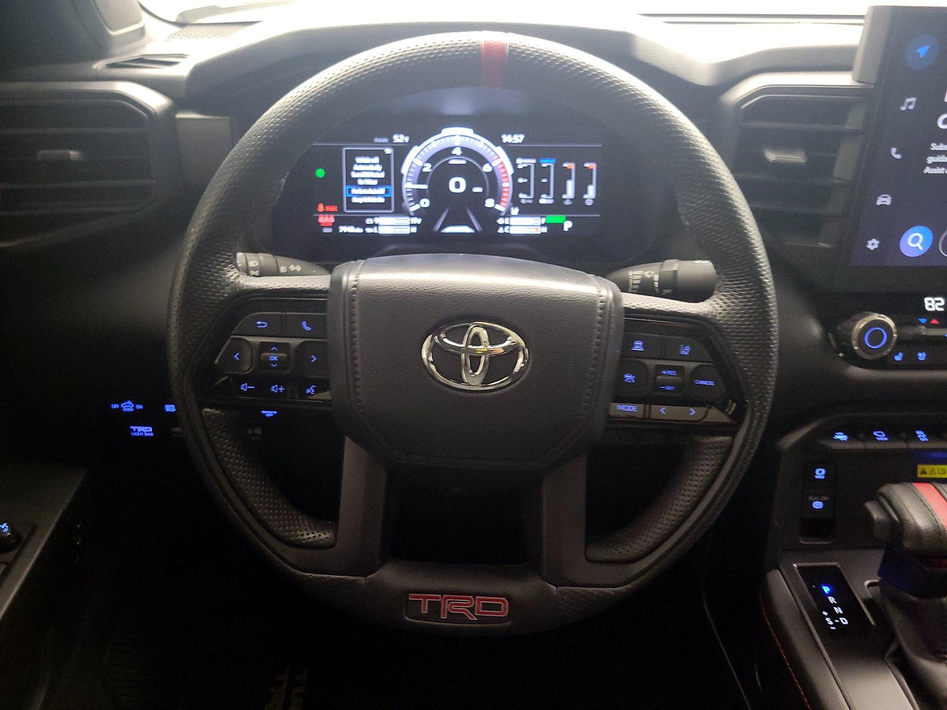 Thumbnail: 2024 Toyota Tundra - 10