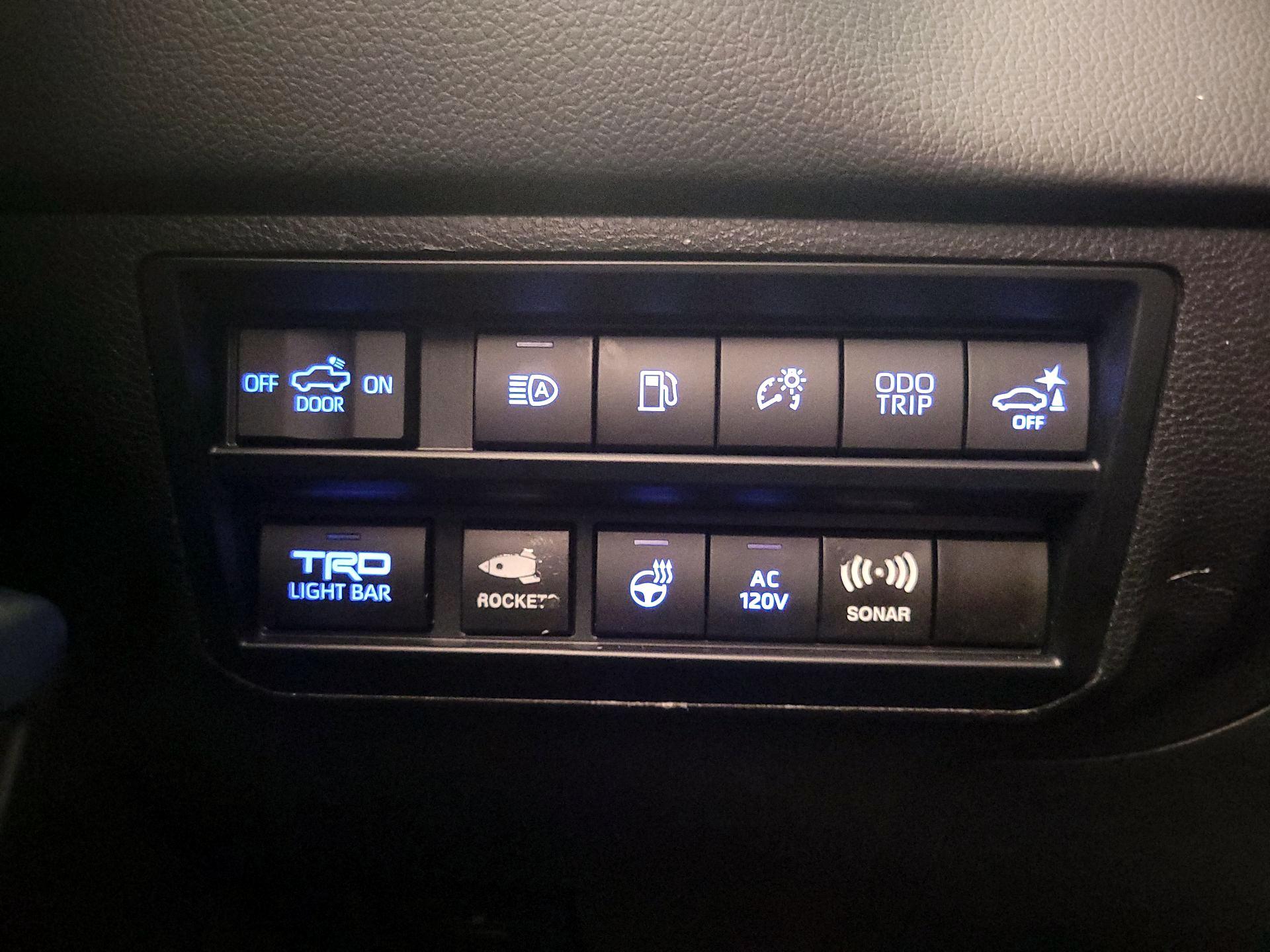 Thumbnail: 2024 Toyota Tundra - 13