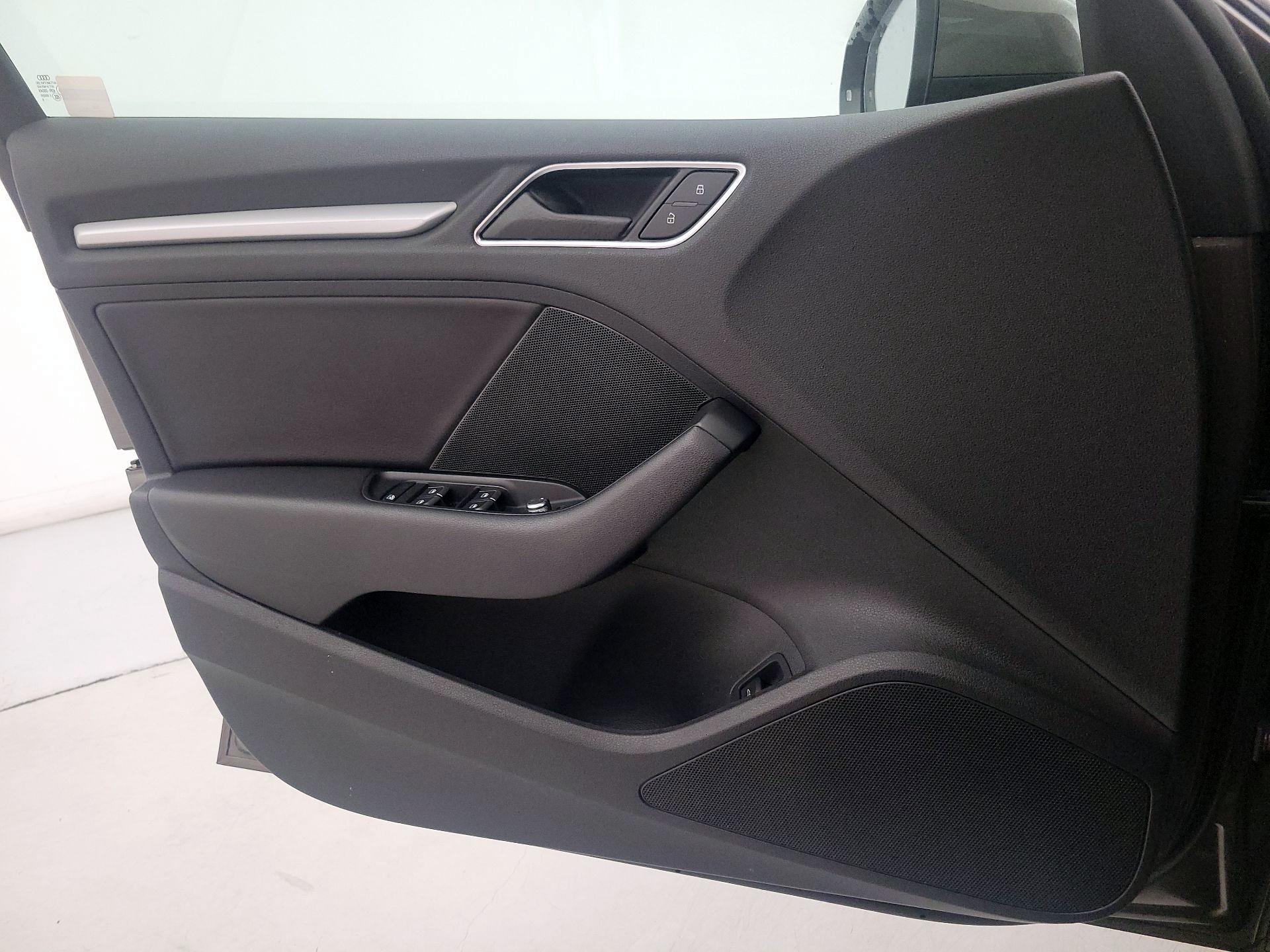 Thumbnail: 2016 Audi A3 - 12