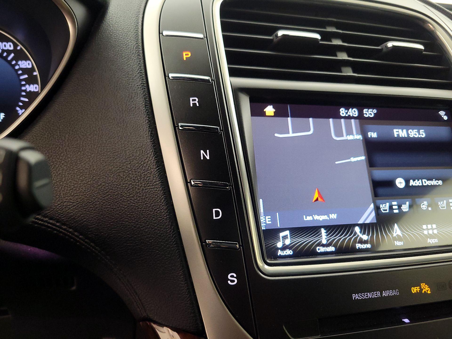 Thumbnail: 2018 Lincoln MKX - 18