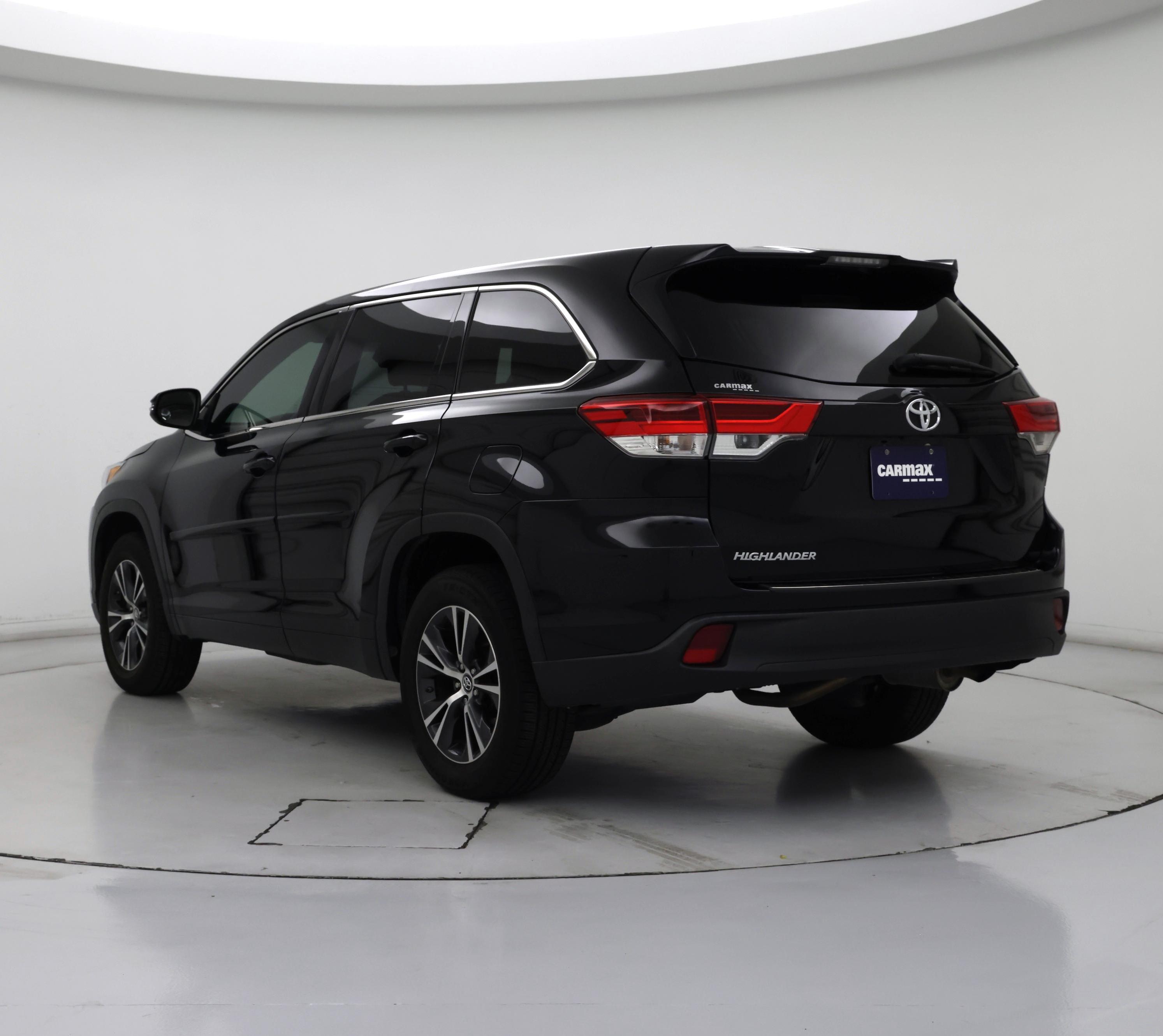 Thumbnail: 2018 Toyota Highlander - 2