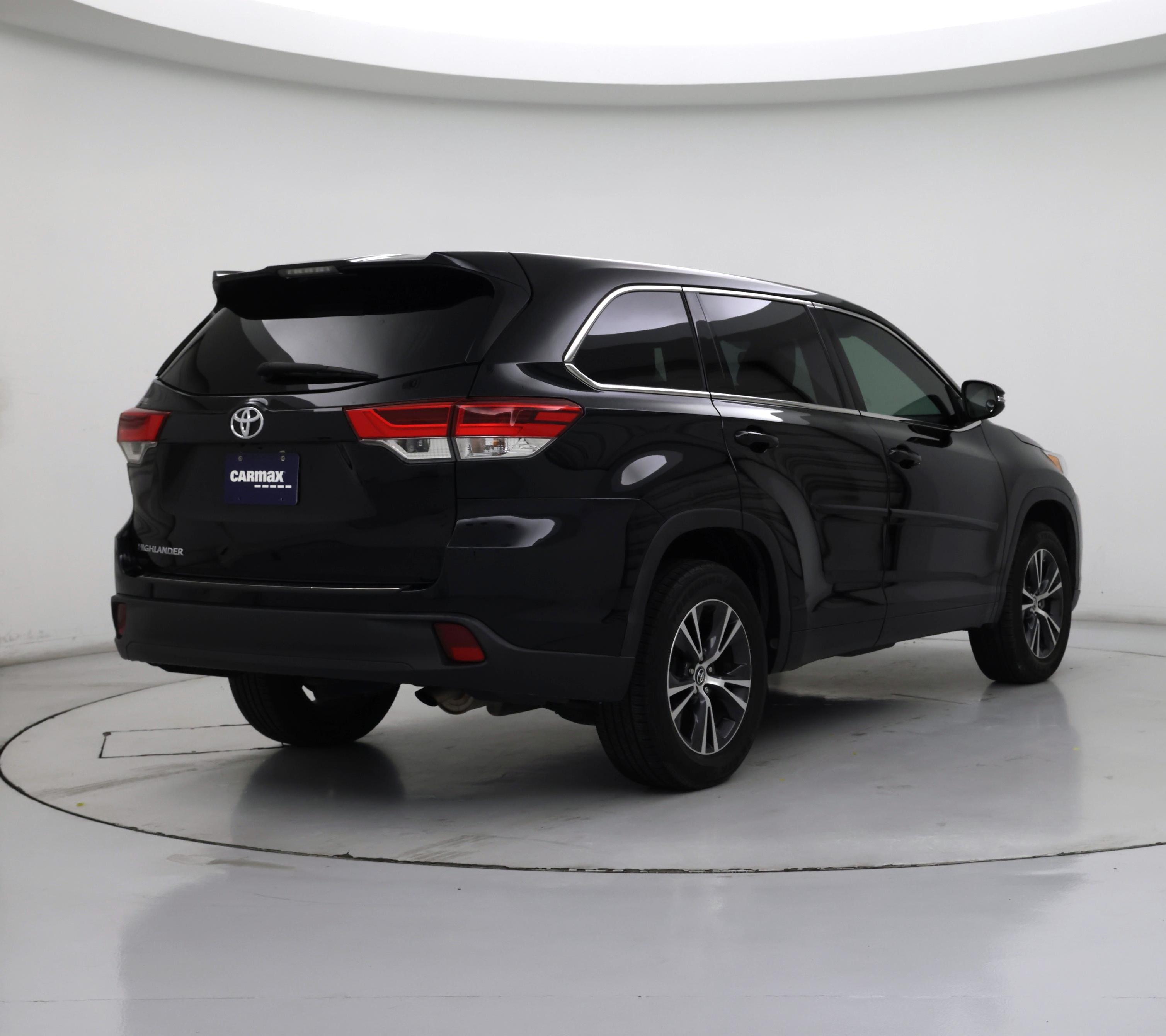 Thumbnail: 2018 Toyota Highlander - 8