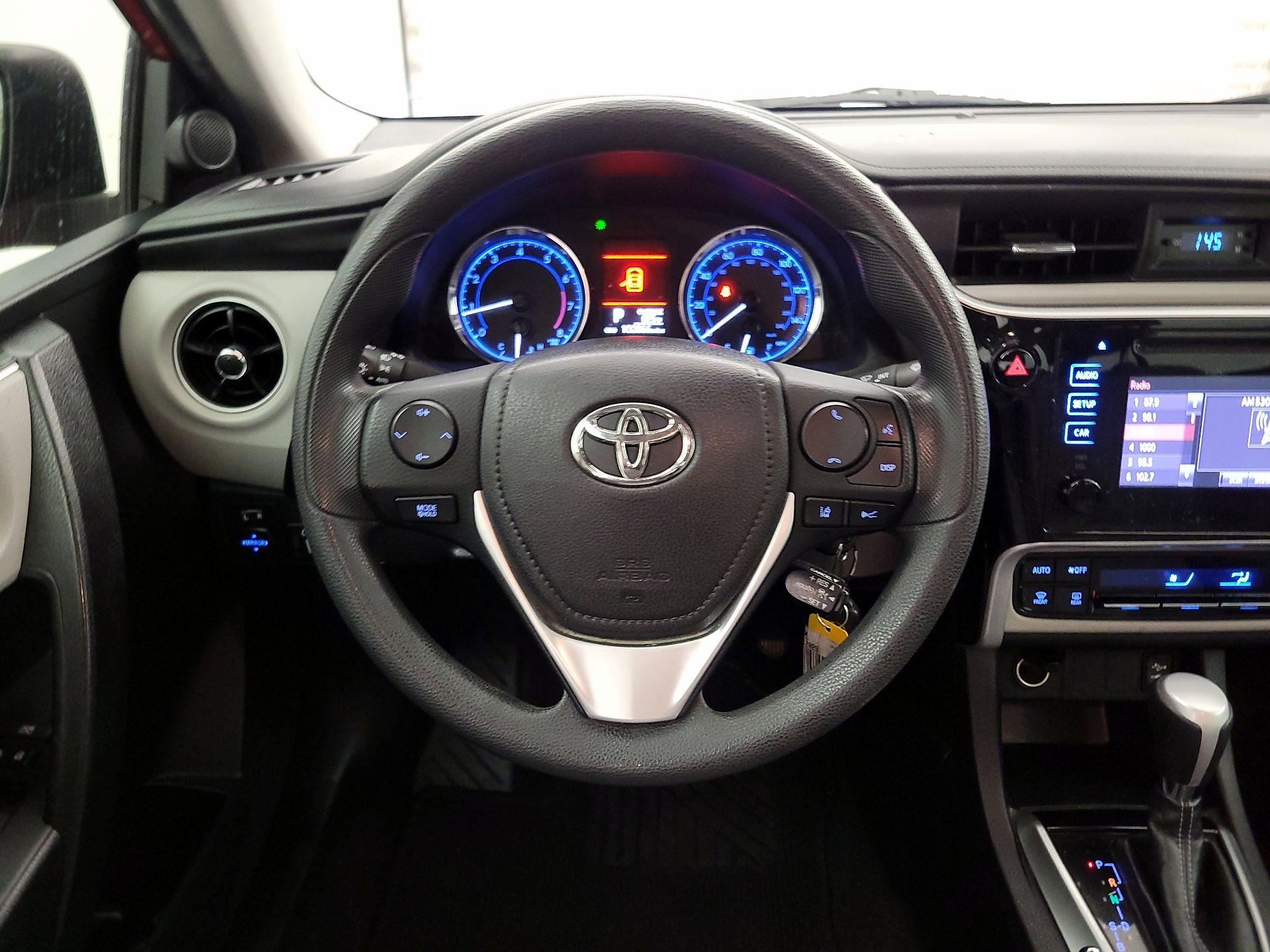 Thumbnail: 2018 Toyota Corolla - 10