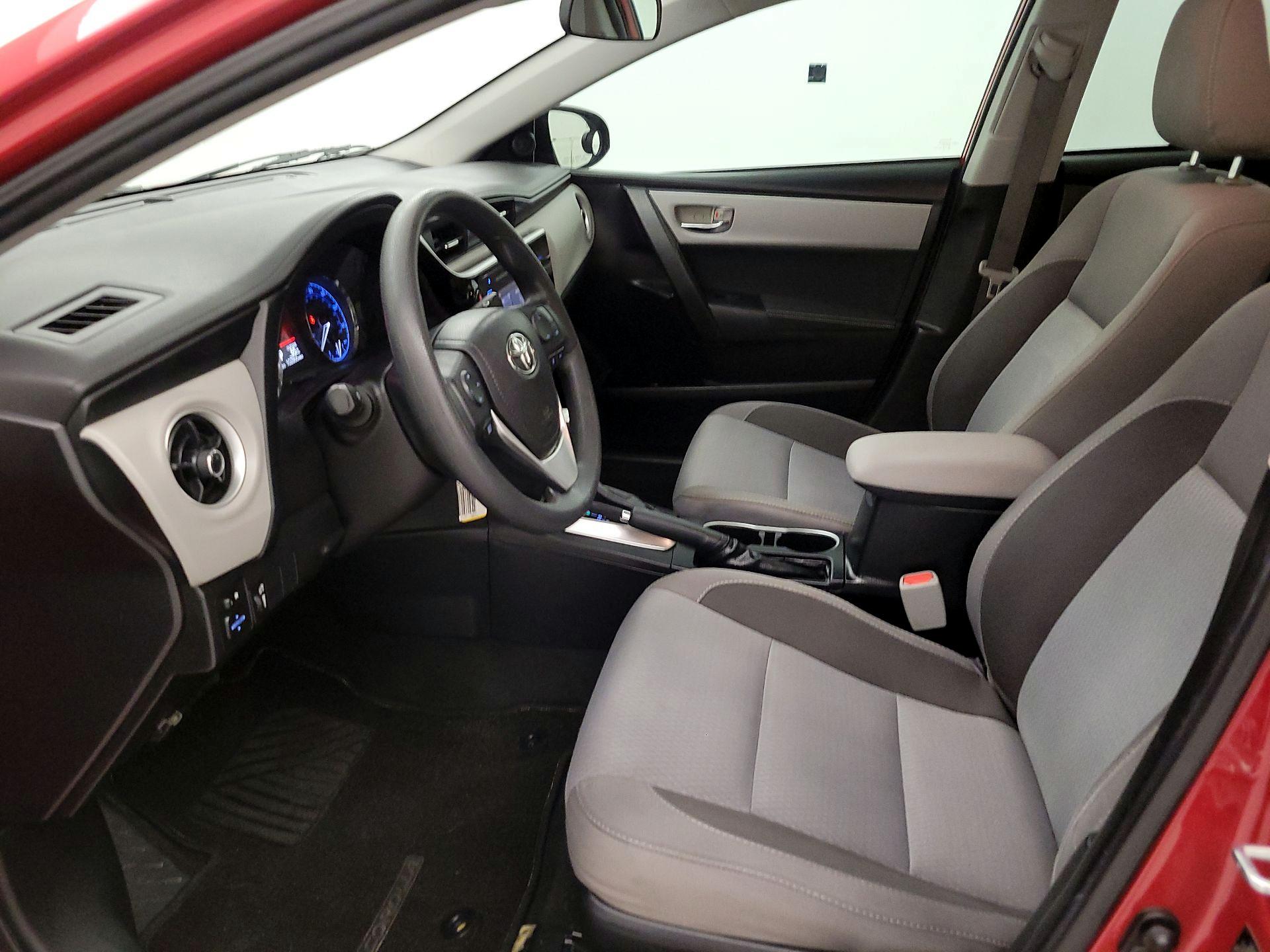 Thumbnail: 2018 Toyota Corolla - 11