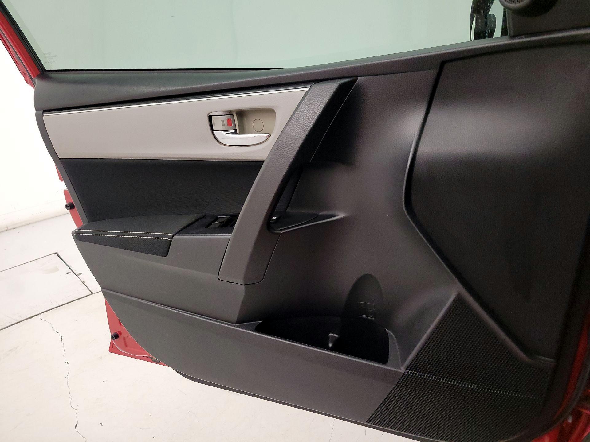 Thumbnail: 2018 Toyota Corolla - 12