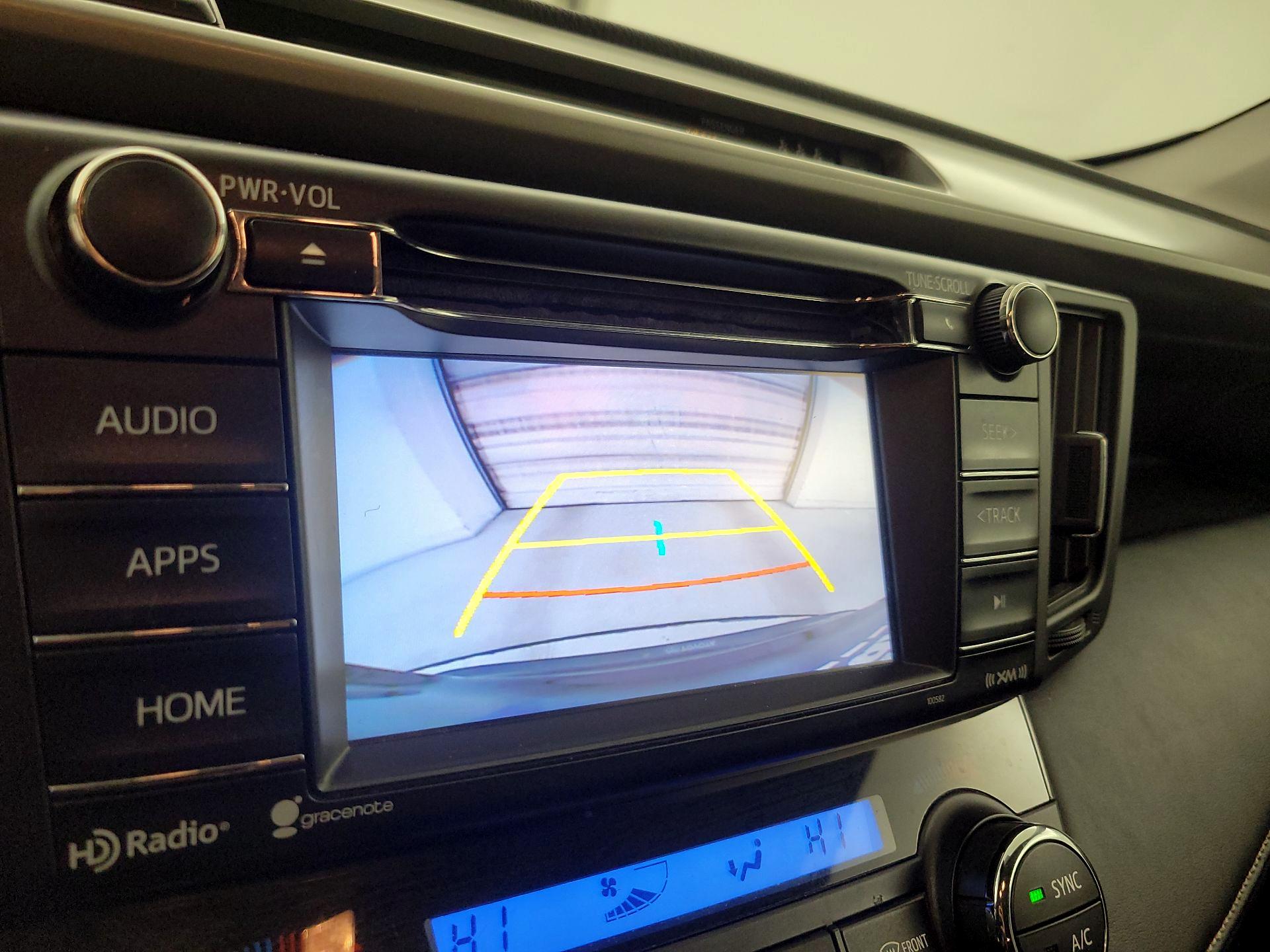 Thumbnail: 2018 Toyota RAV4 - 14