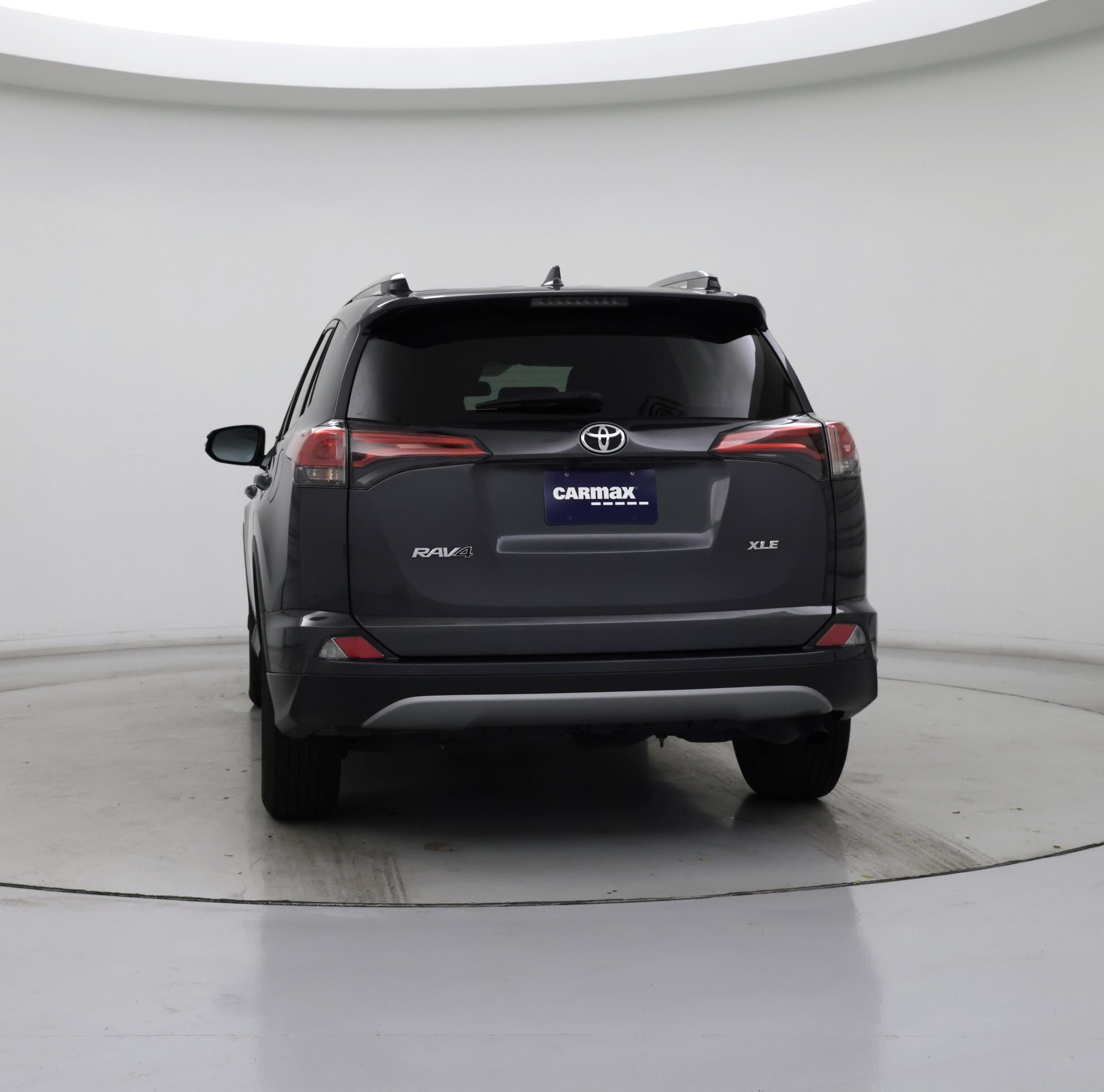 Thumbnail: 2018 Toyota RAV4 - 6