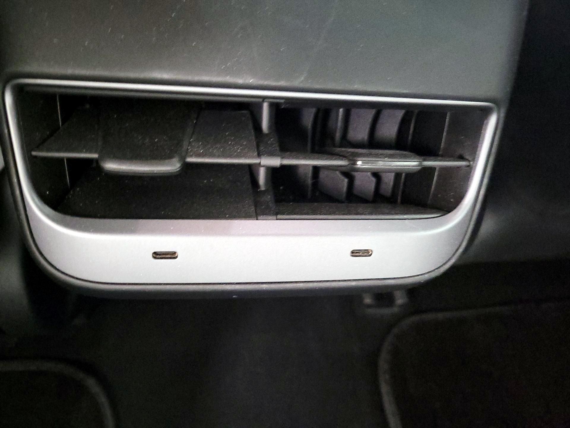 Thumbnail: 2023 Tesla Model 3 - 18