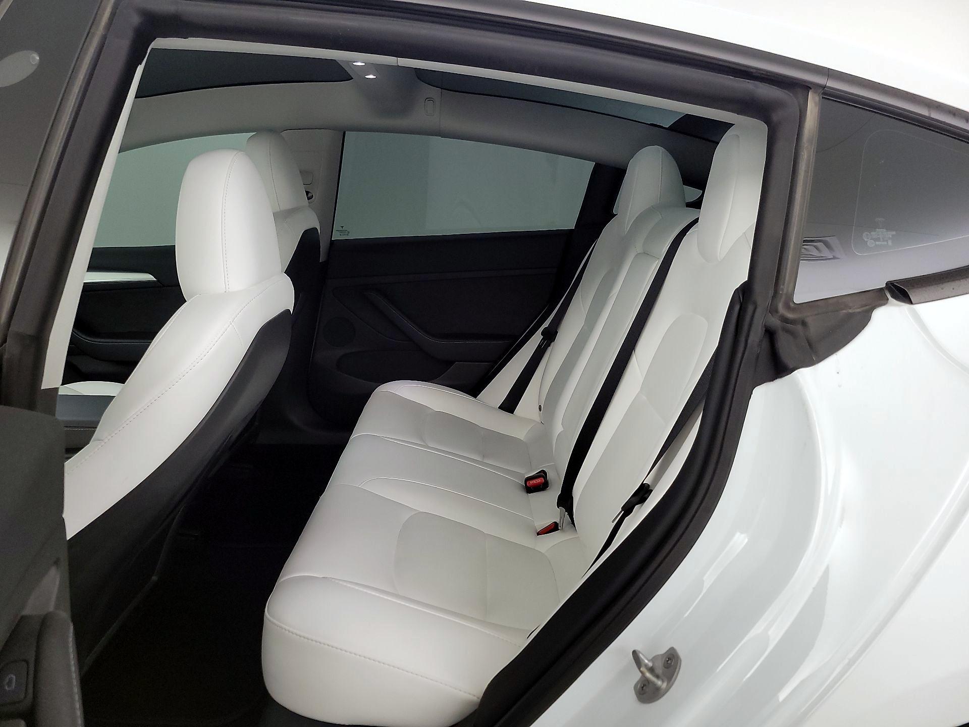 Thumbnail: 2023 Tesla Model 3 - 20