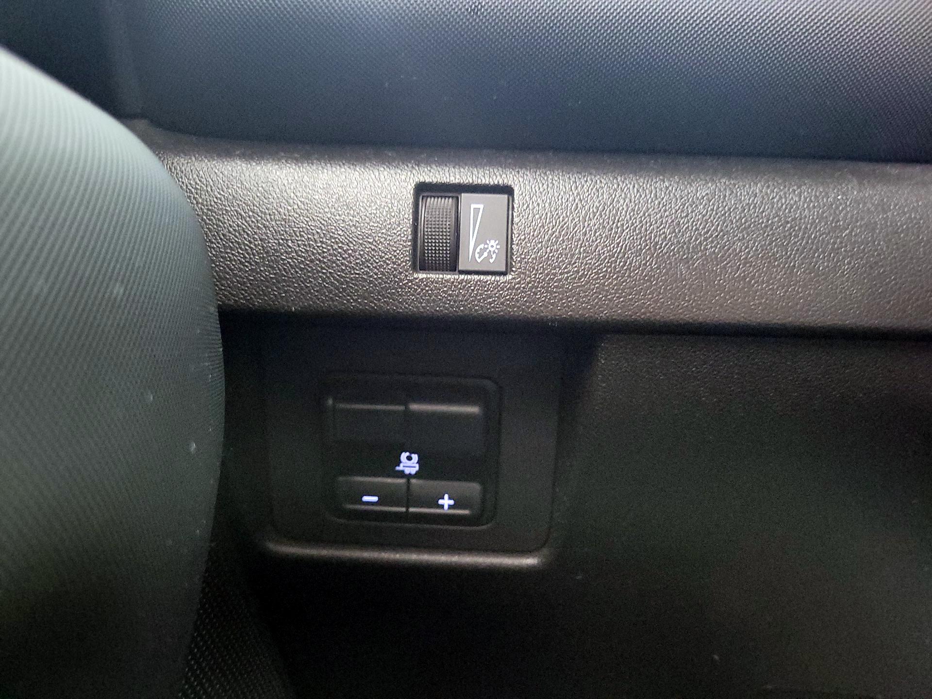 Thumbnail: 2024 Chevrolet Colorado - 13