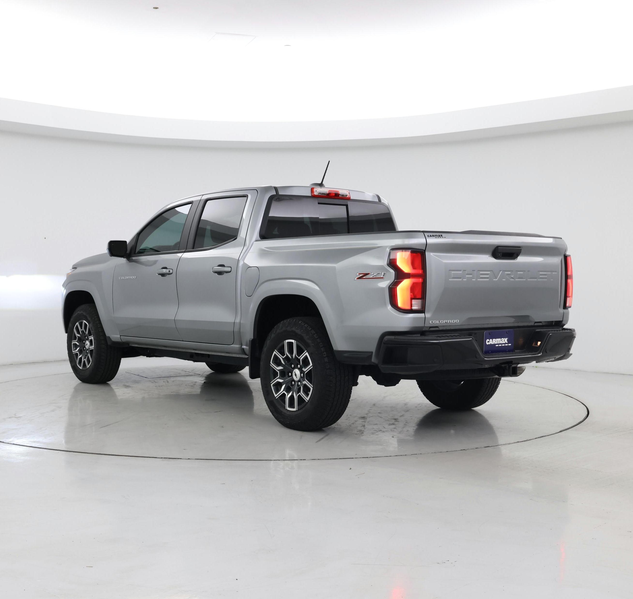 Thumbnail: 2024 Chevrolet Colorado - 2