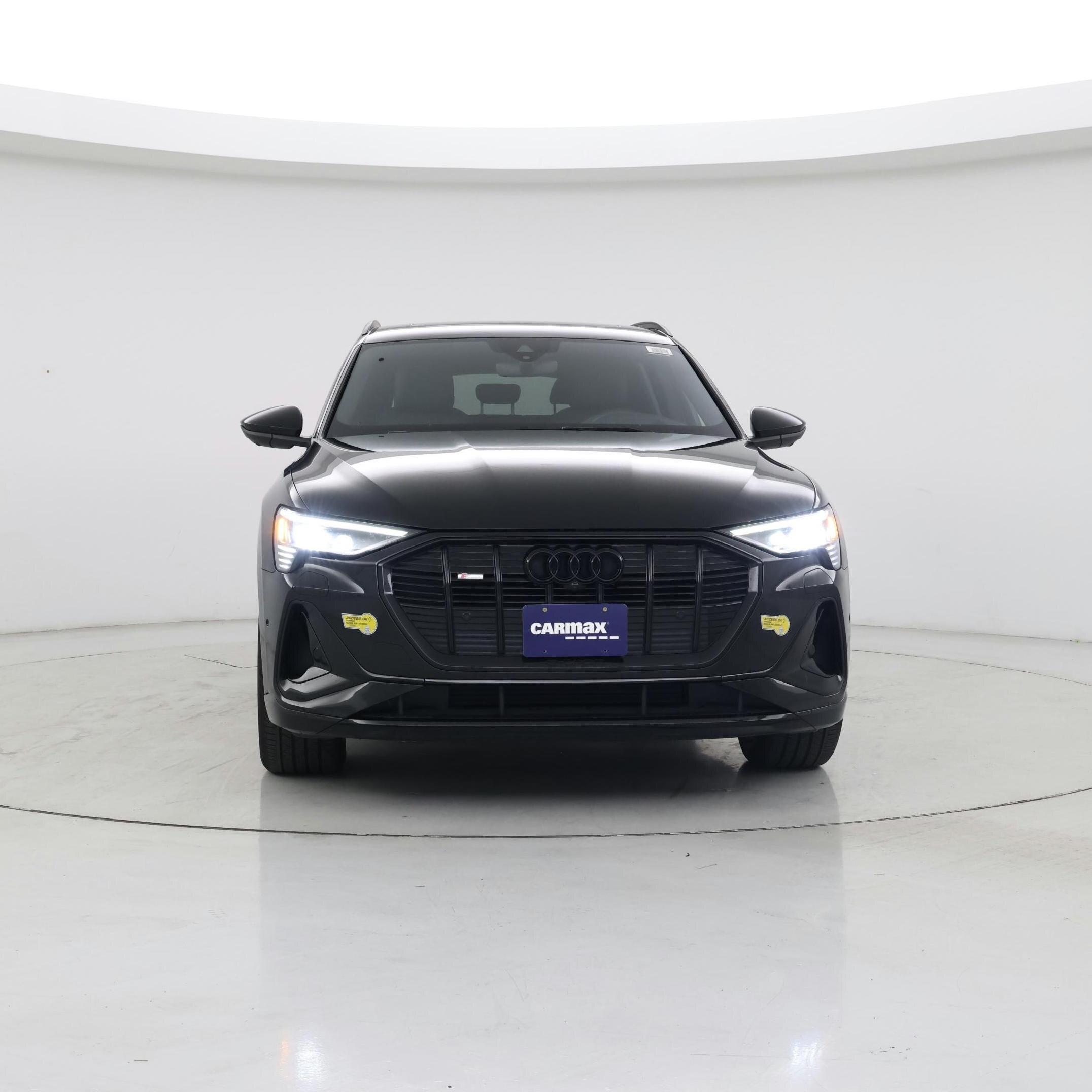 Thumbnail: 2022 Audi e-tron - 5