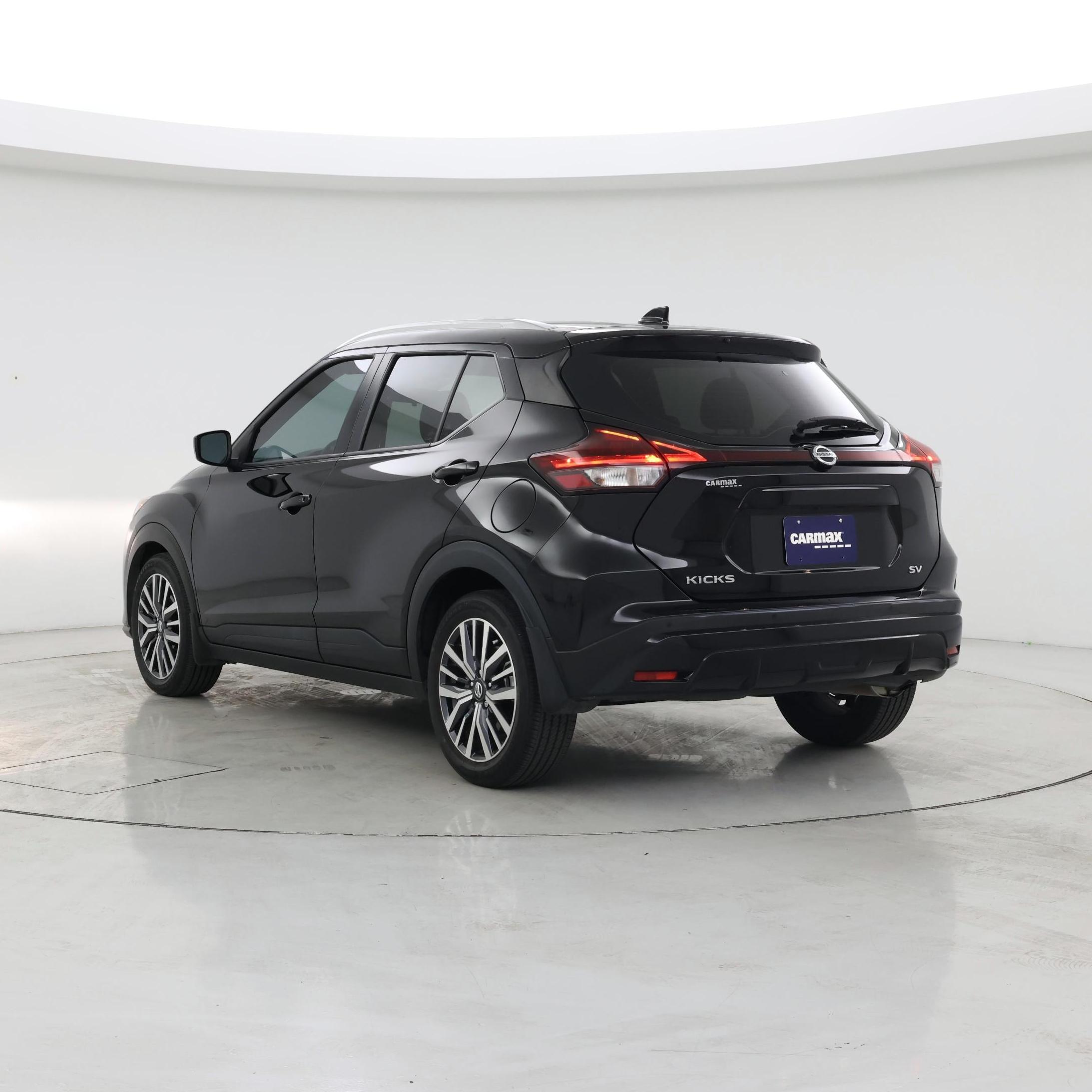 Thumbnail: 2021 Nissan Kicks - 2