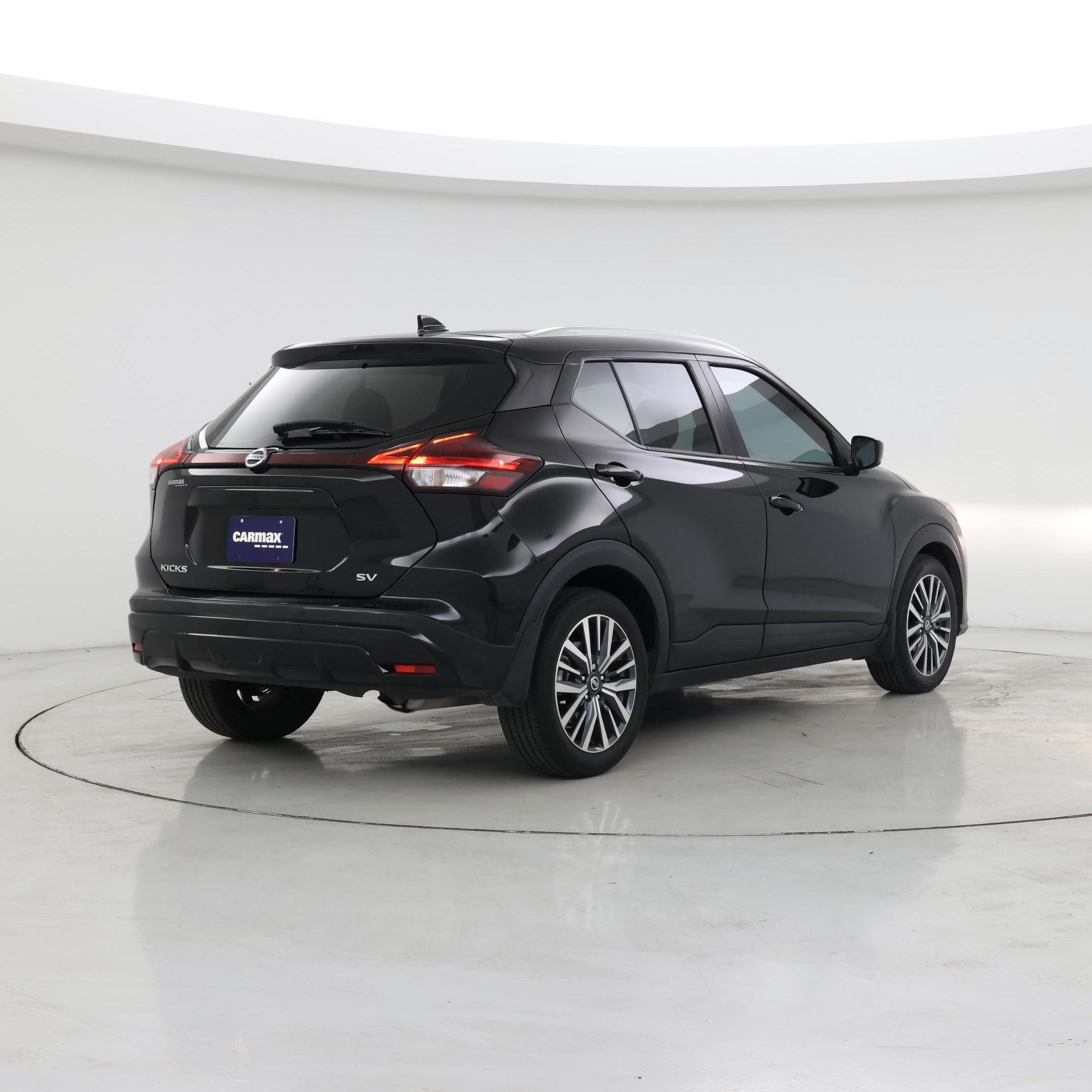 Thumbnail: 2021 Nissan Kicks - 8