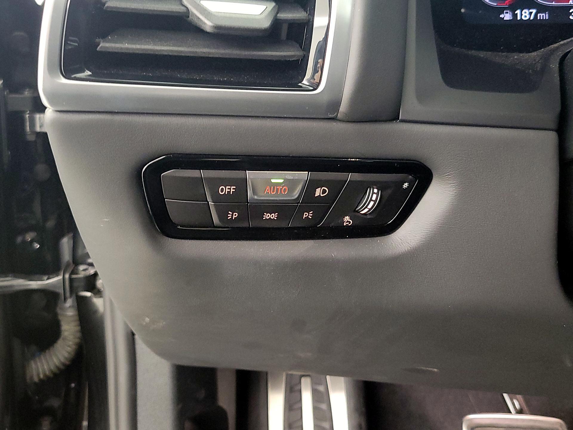 Thumbnail: 2023 BMW M8 - 13