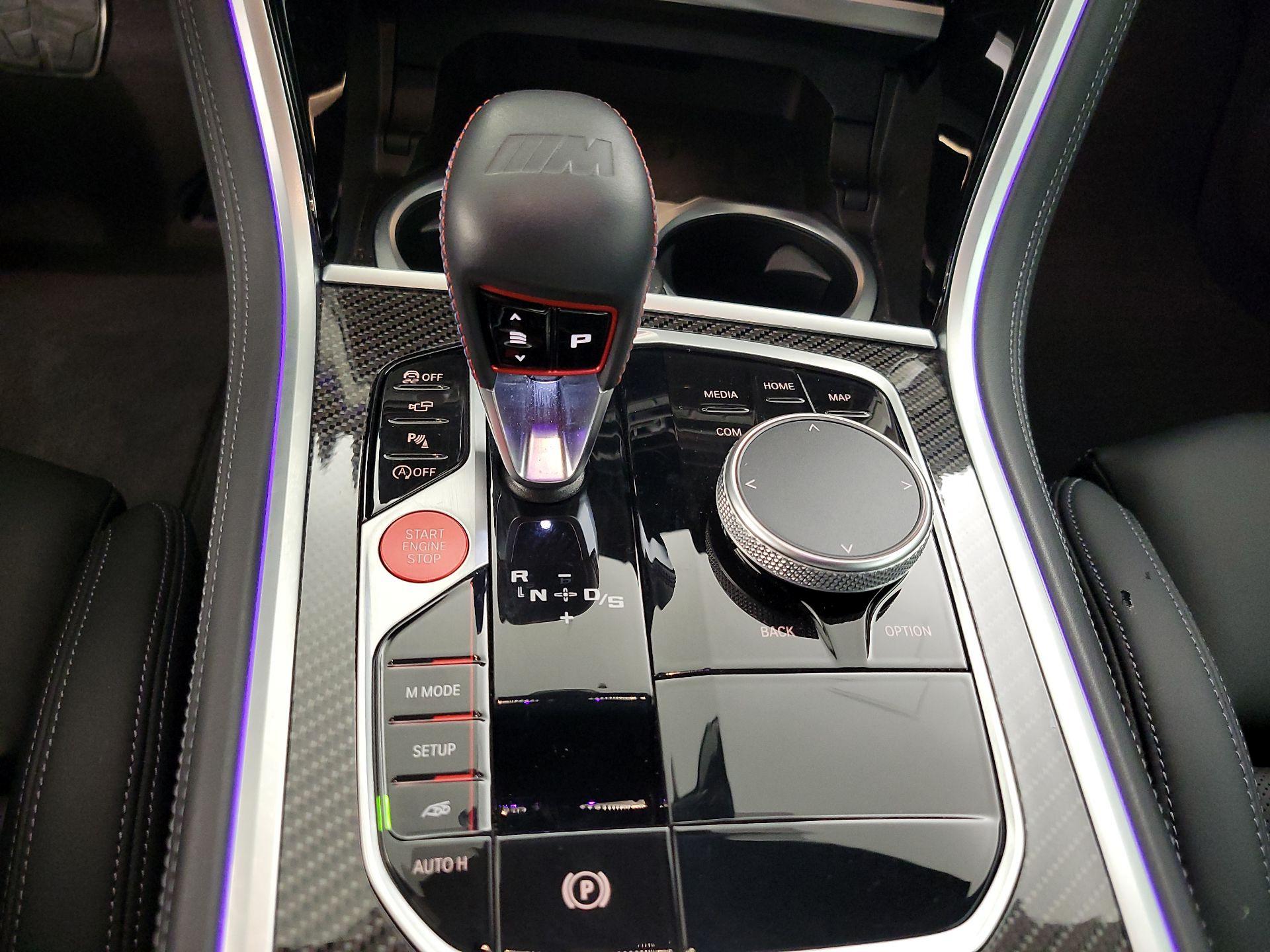 Thumbnail: 2023 BMW M8 - 18