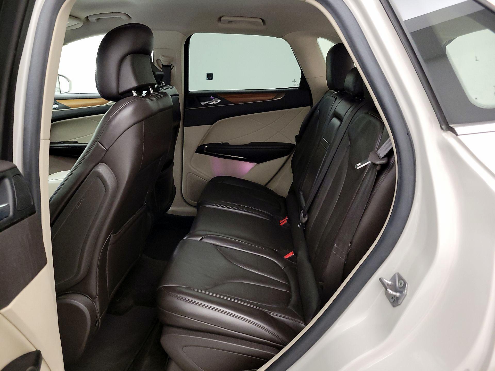 Thumbnail: 2019 Lincoln MKC - 20