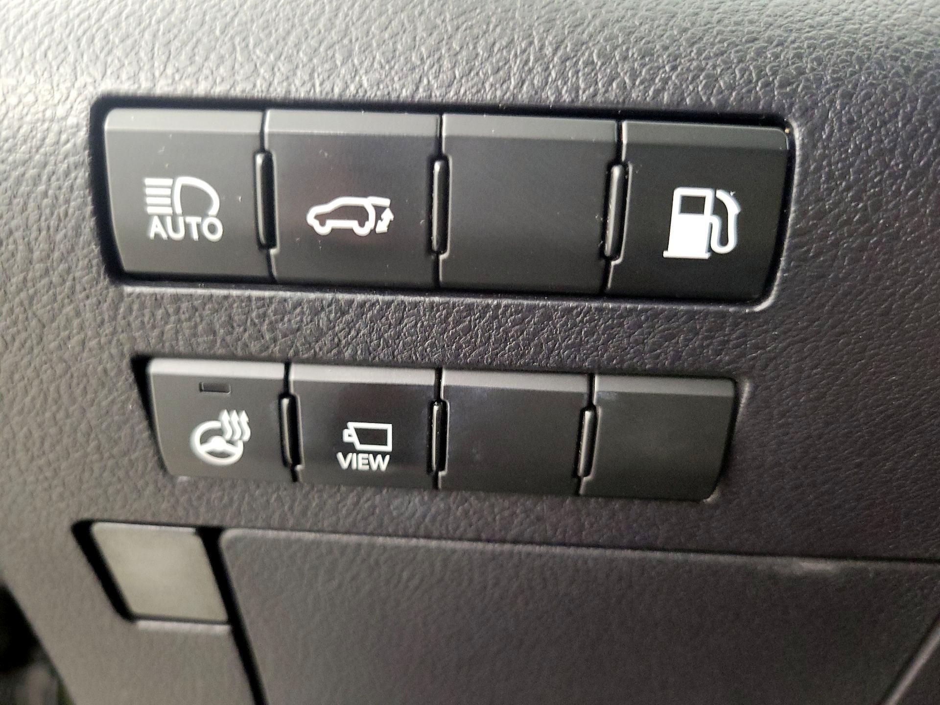 Thumbnail: 2021 Lexus RX - 13