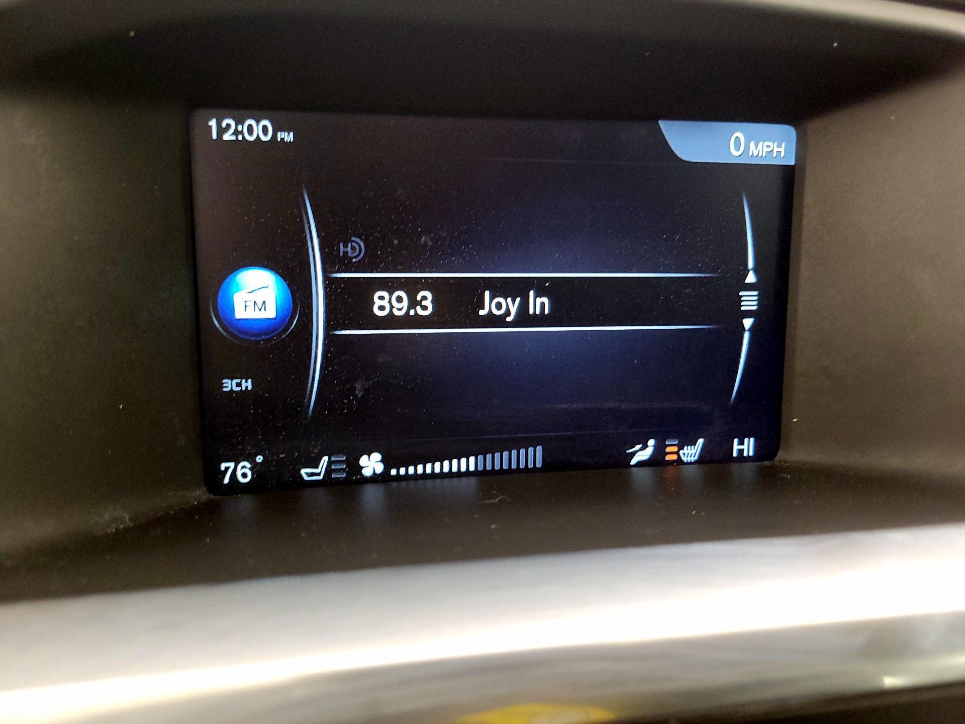 Thumbnail: 2015 Volvo S60 - 15