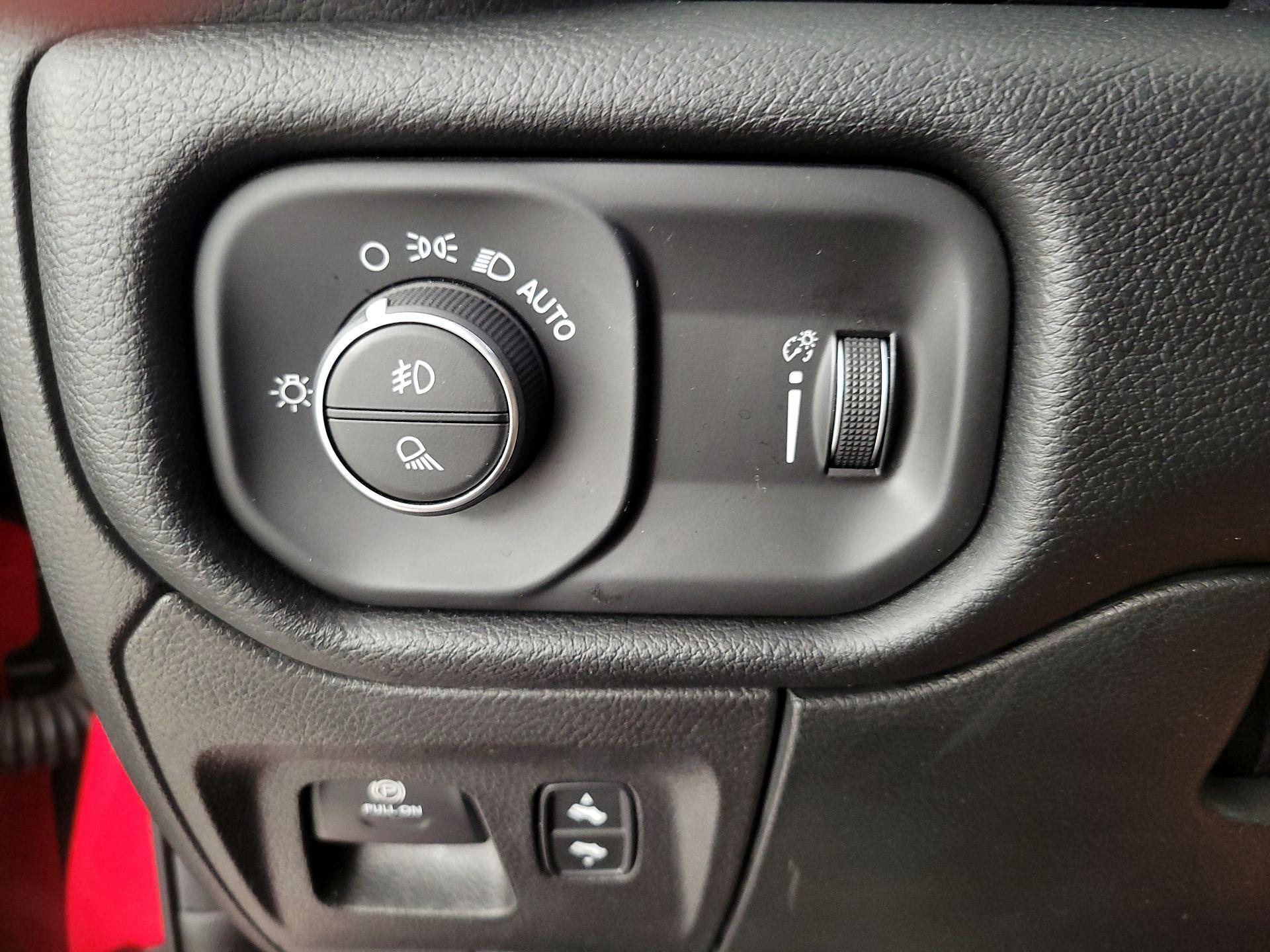 Thumbnail: 2021 RAM 1500 - 13