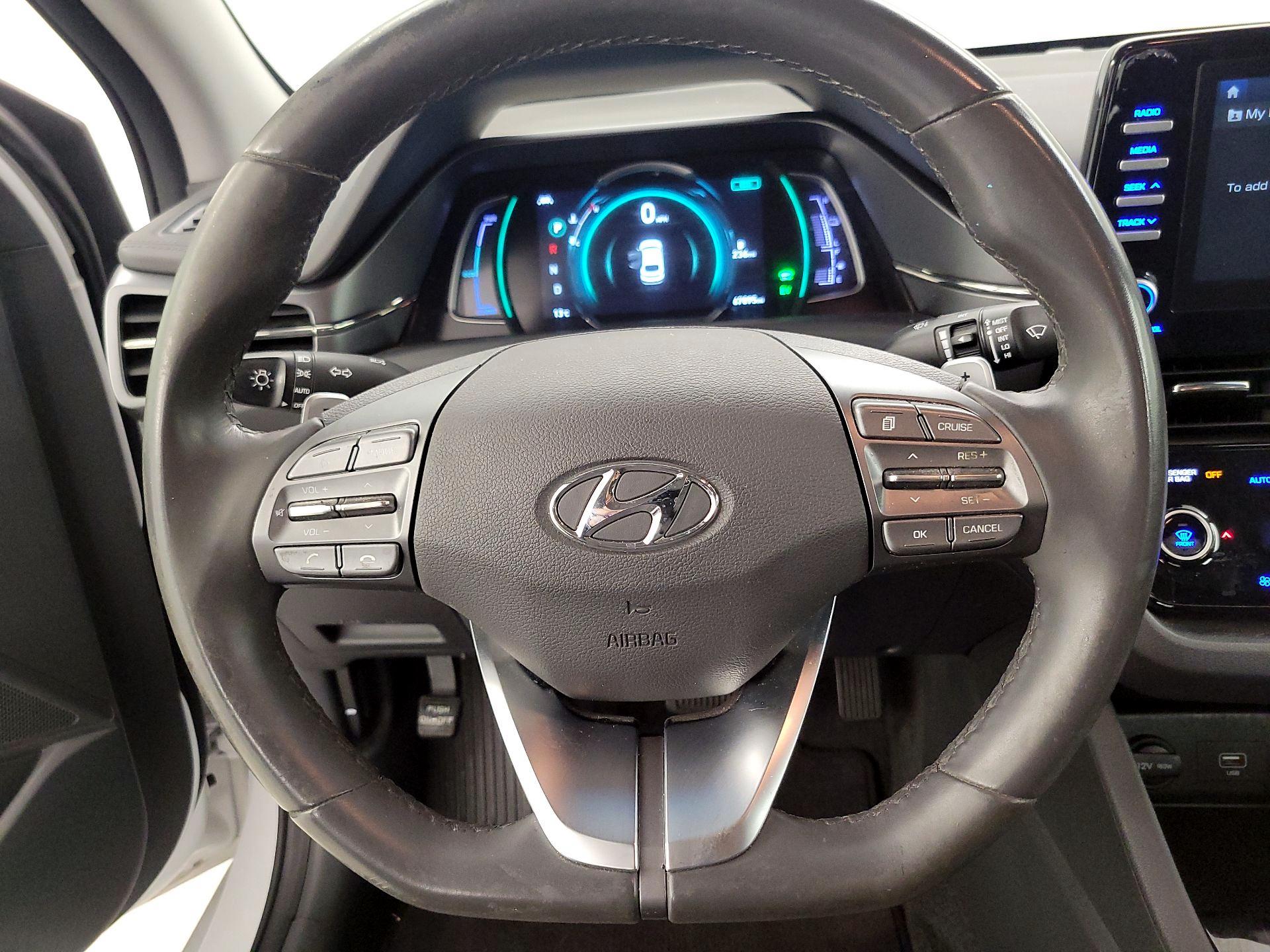 Thumbnail: 2020 Hyundai Ioniq - 10