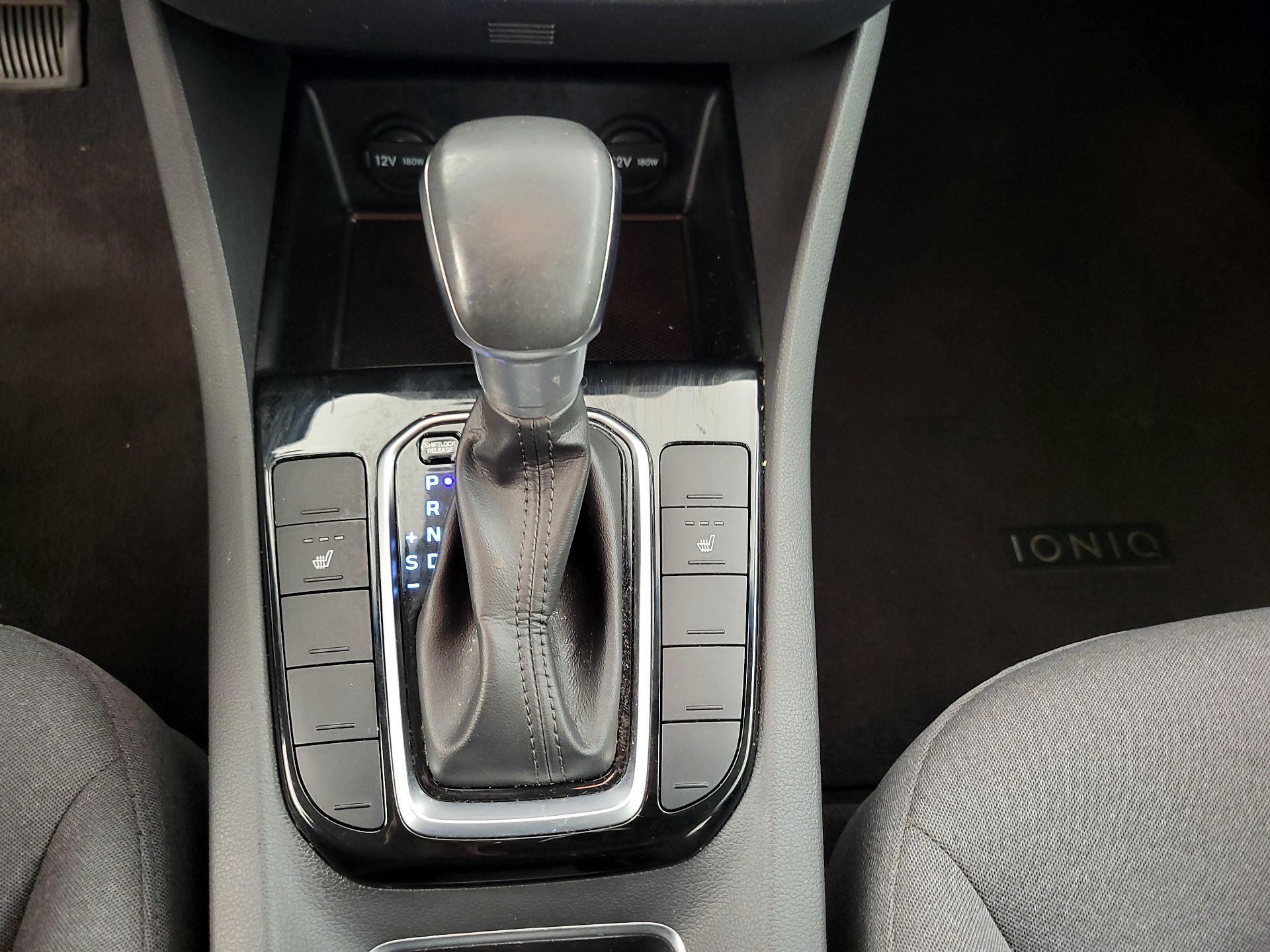 Thumbnail: 2020 Hyundai Ioniq - 17