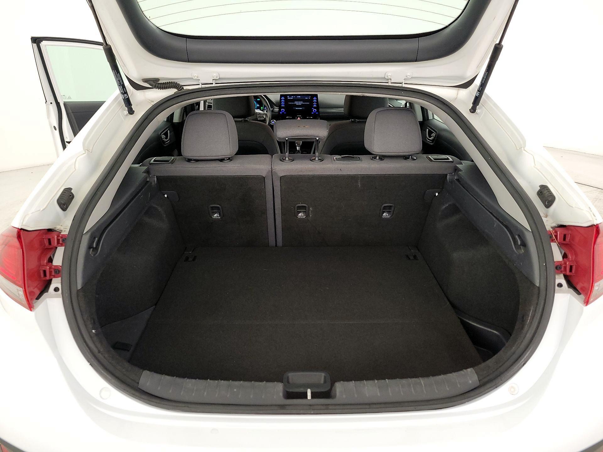 Thumbnail: 2020 Hyundai Ioniq - 20