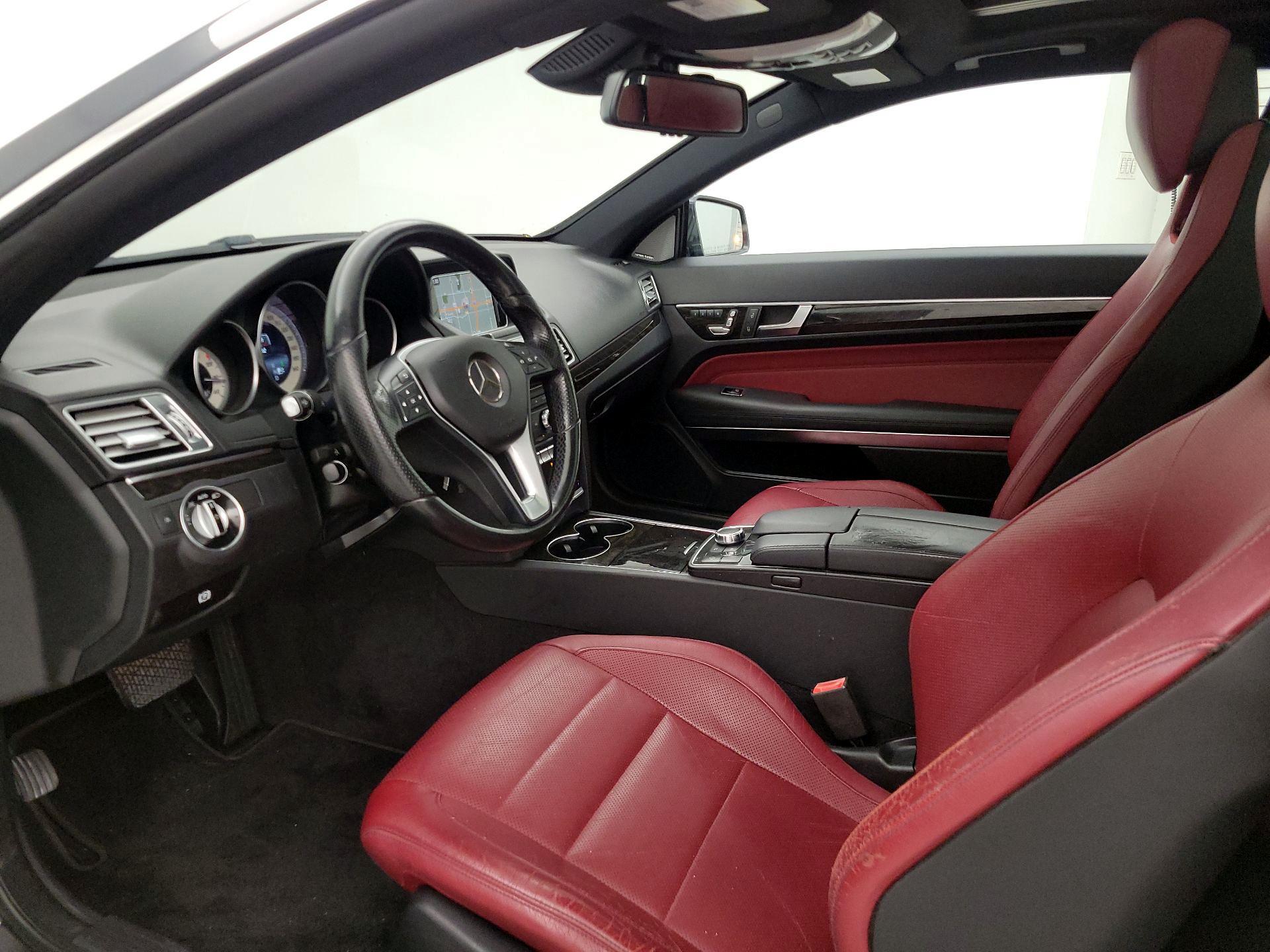 Thumbnail: 2016 Mercedes-Benz E-Class - 11