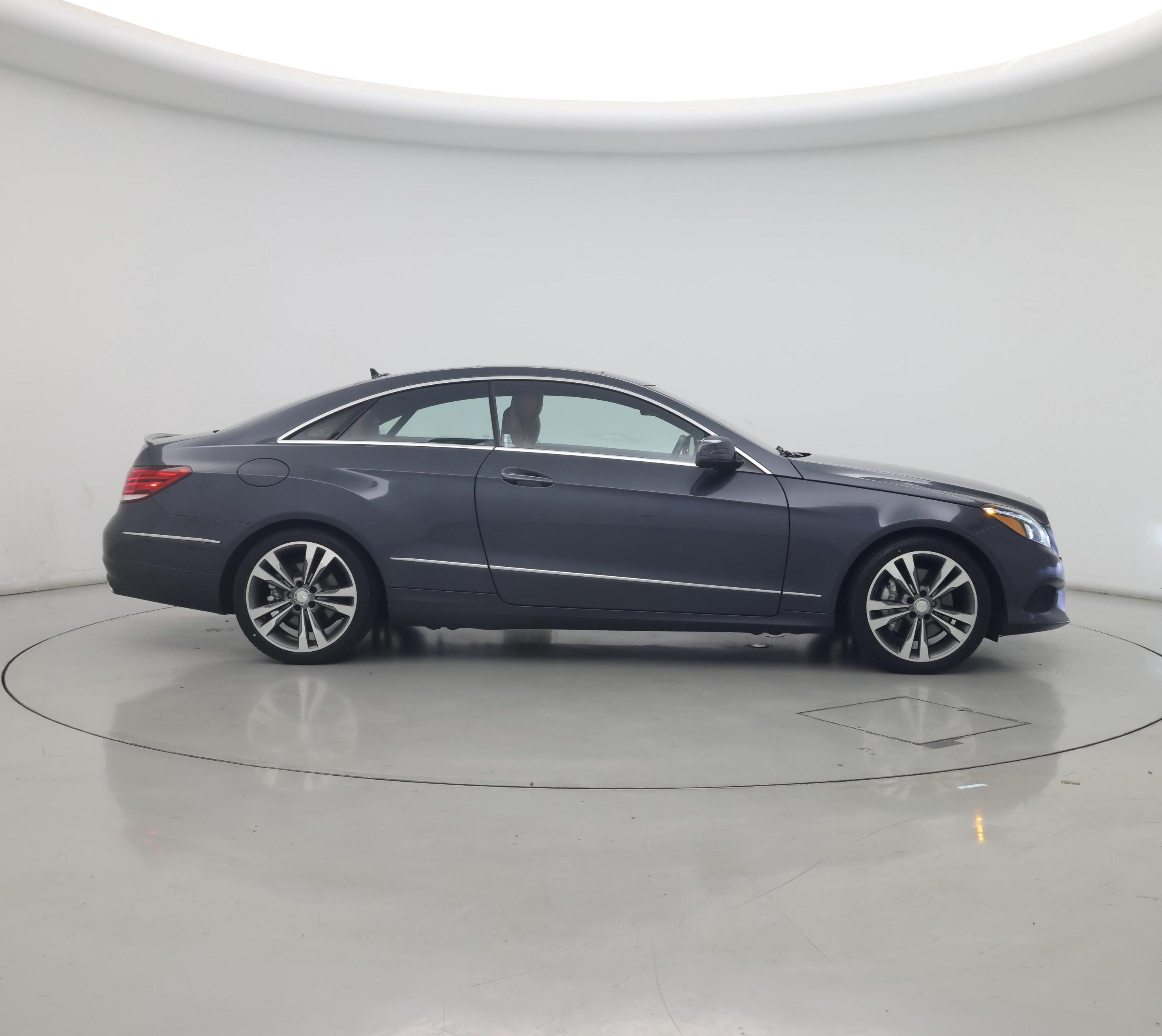 Thumbnail: 2016 Mercedes-Benz E-Class - 7