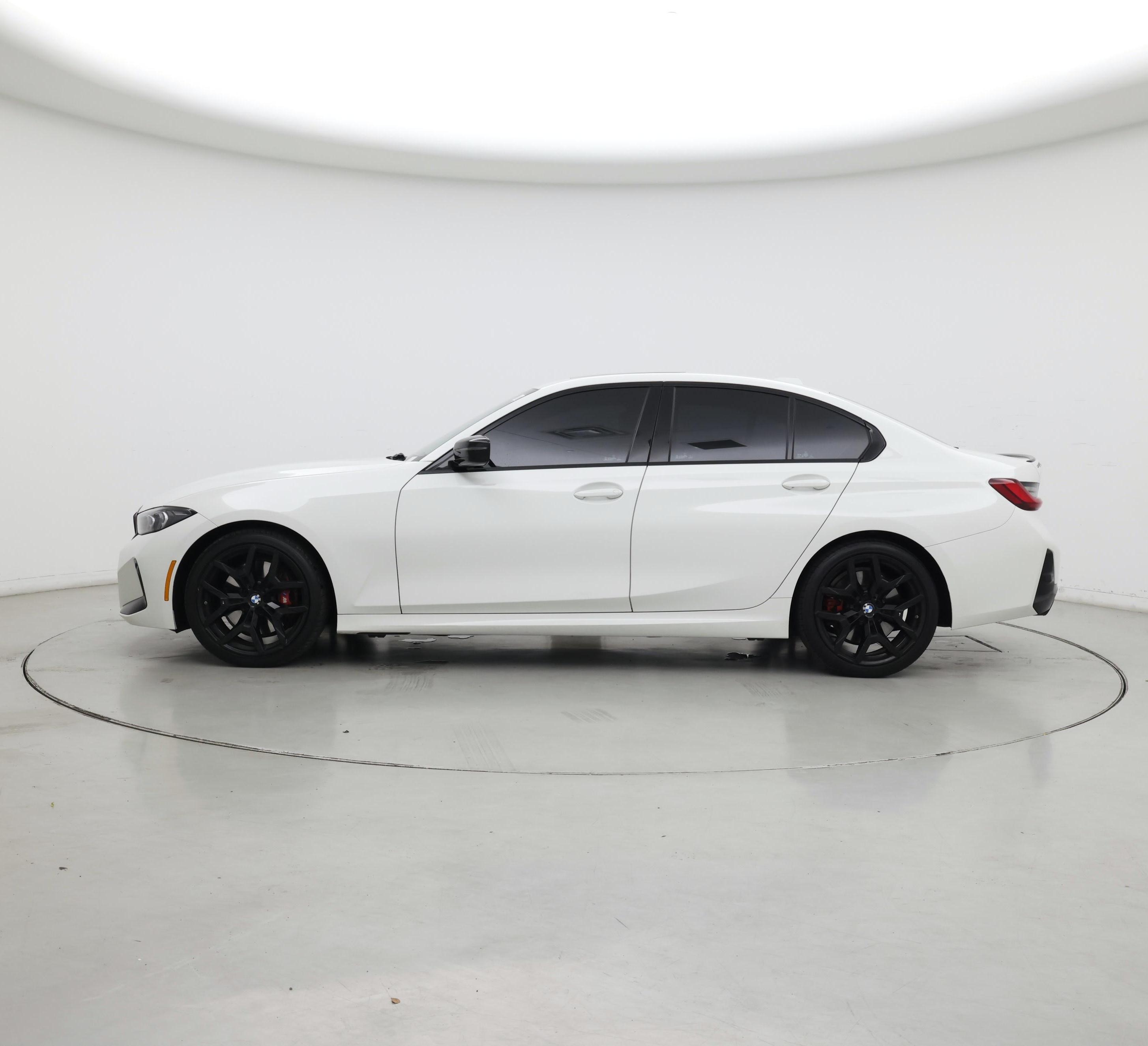 Thumbnail: 2025 BMW 3 Series - 3
