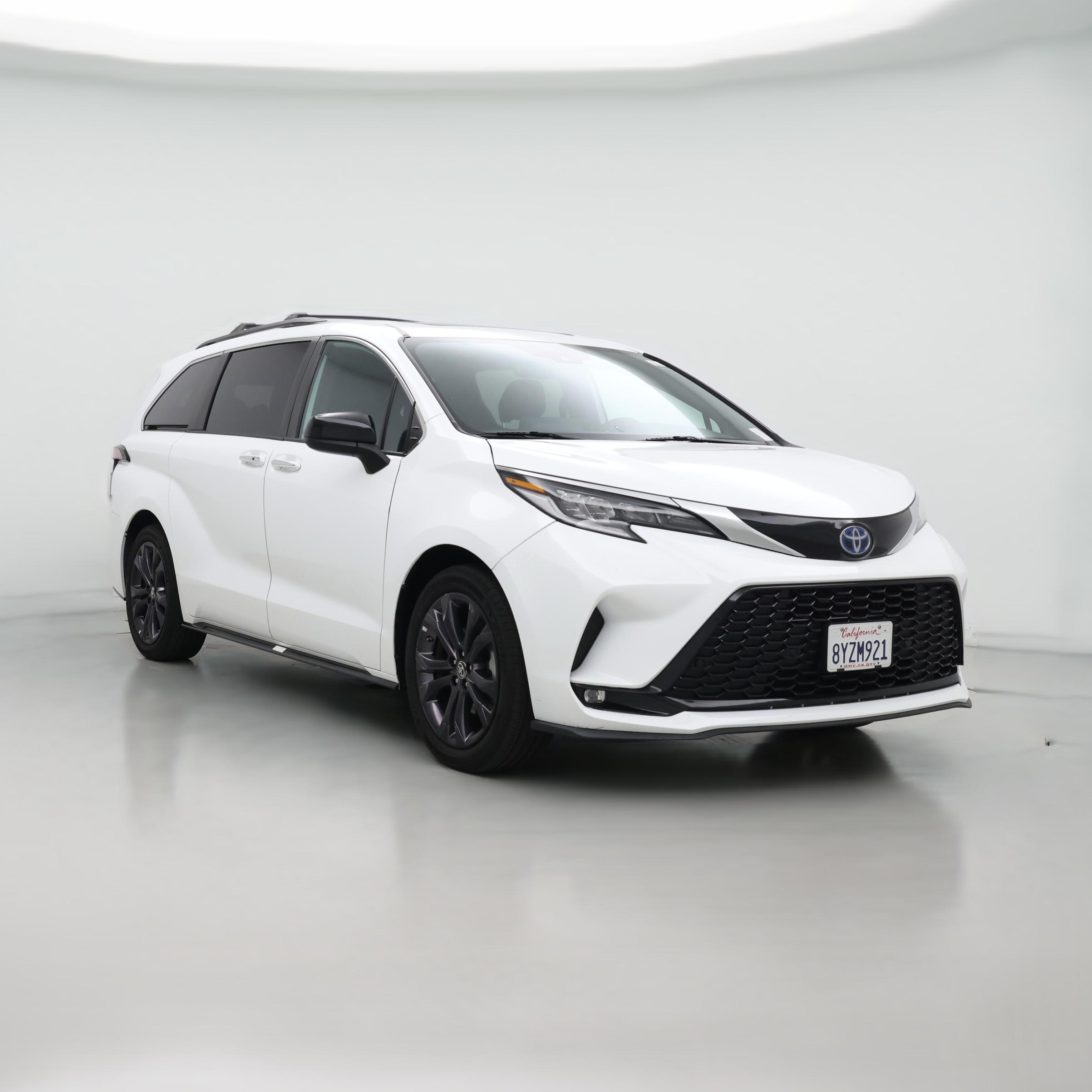 Thumbnail: 2022 Toyota Sienna - 1