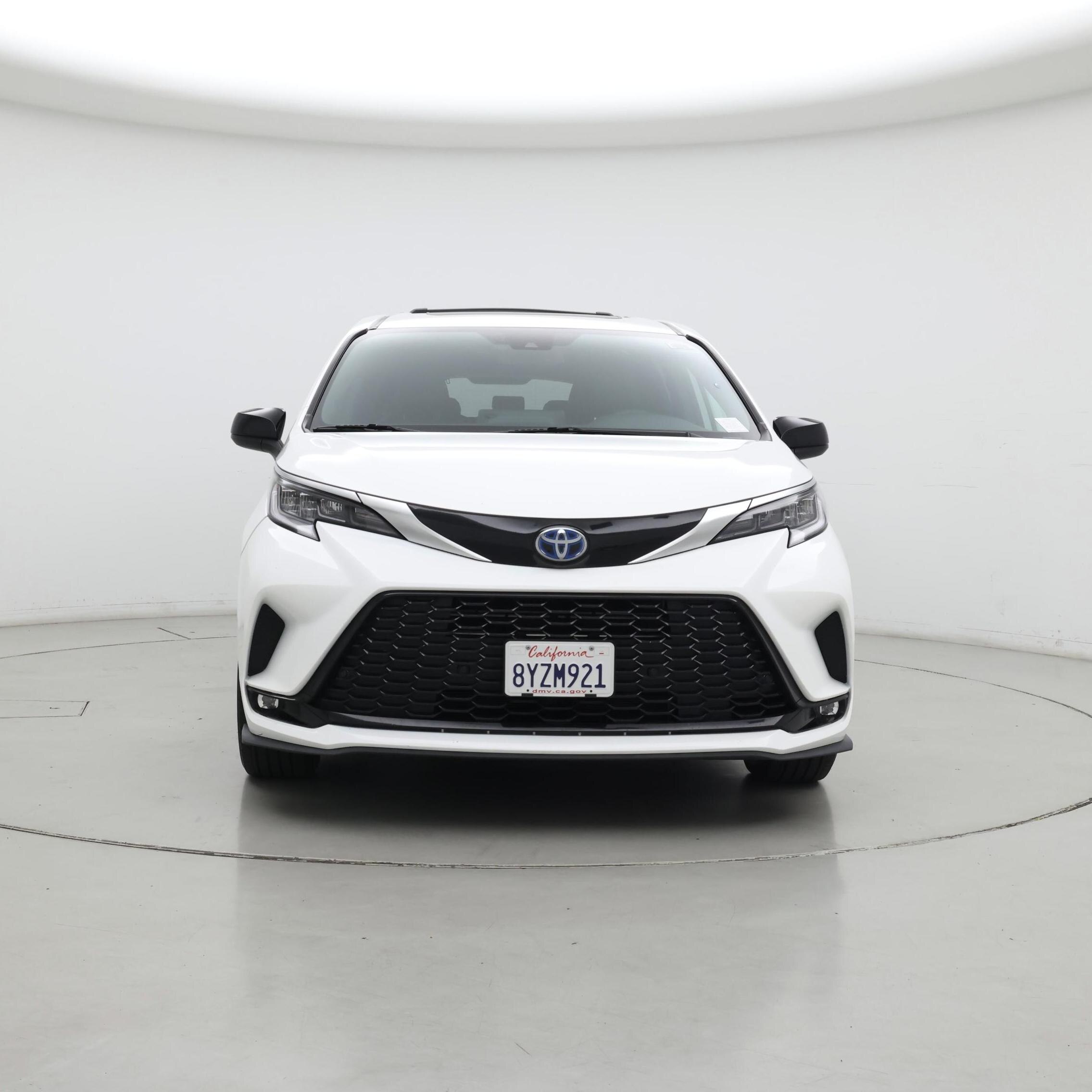 Thumbnail: 2022 Toyota Sienna - 5