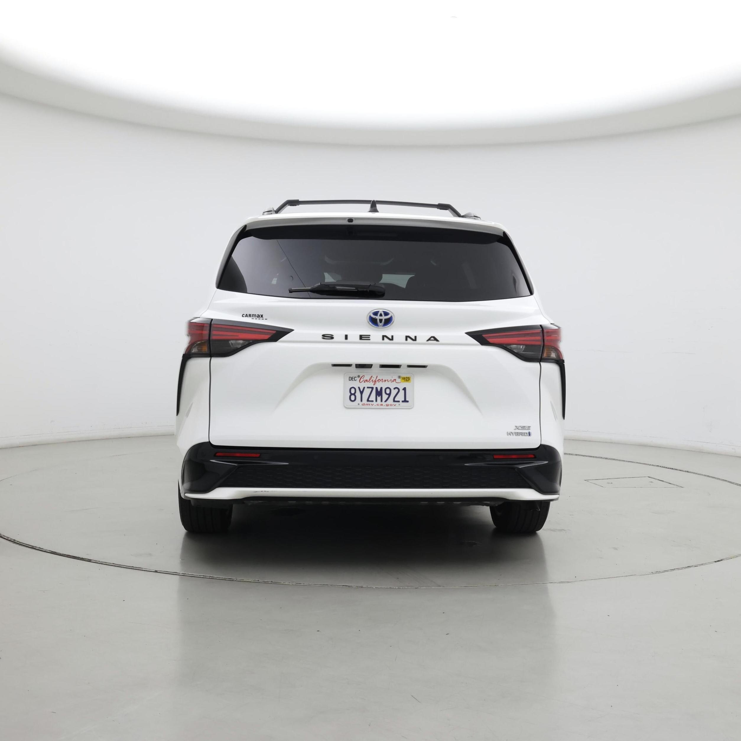 Thumbnail: 2022 Toyota Sienna - 6