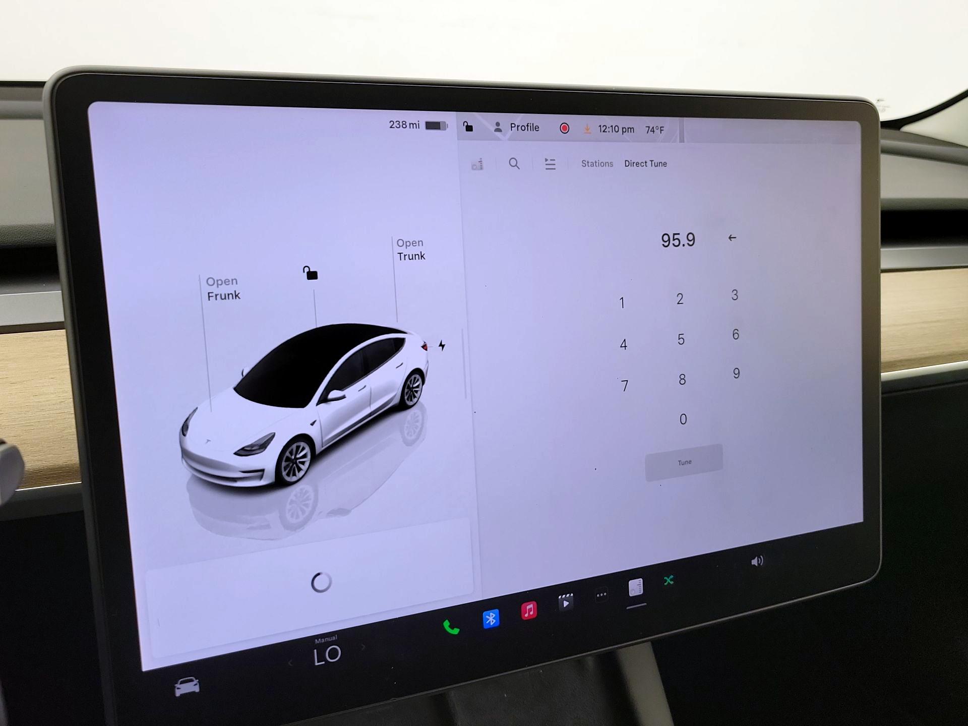 Thumbnail: 2022 Tesla Model 3 - 15